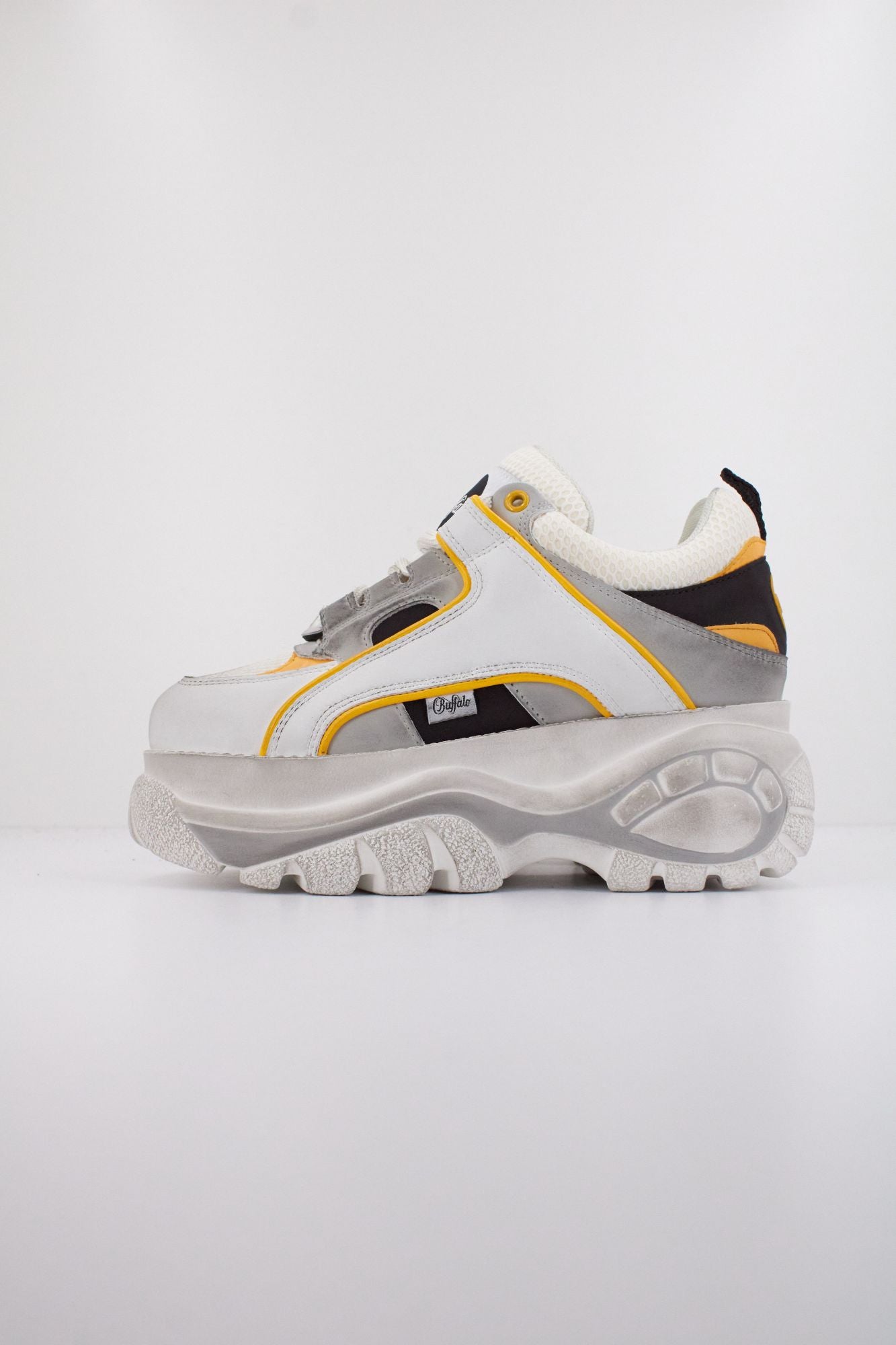 BUFFALO 1339-14 REV VNTG en color BLANCO (1)