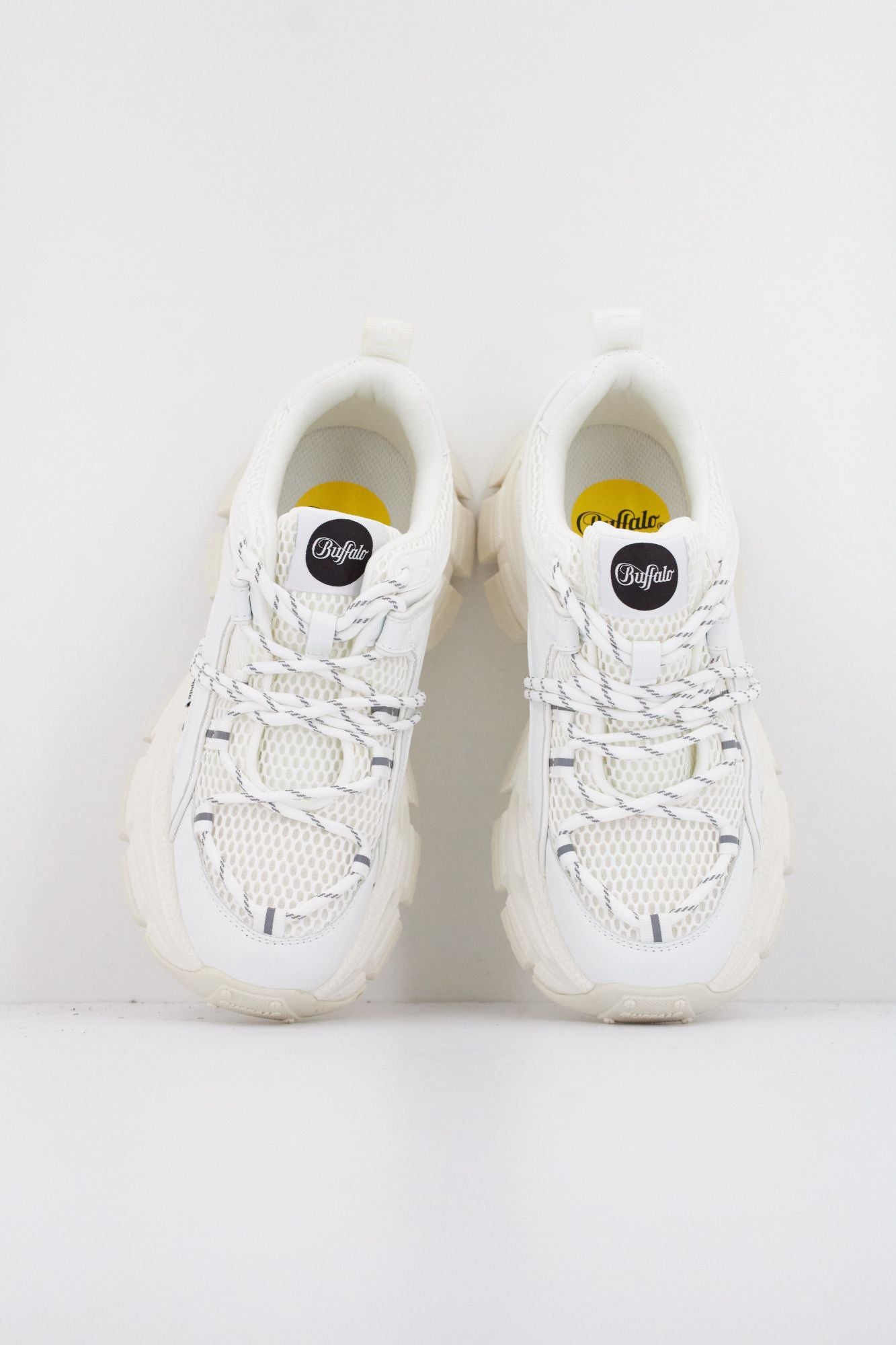 BUFFALO  SATURN LACE  en color BLANCO (3)