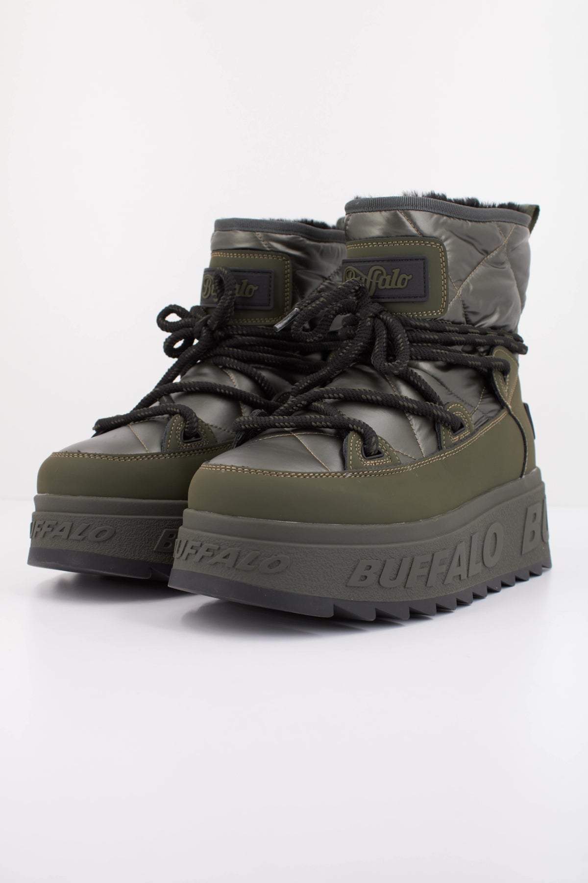 BUFFALO ELIZA SNOW BOOT VEGAN en color VERDE (2)
