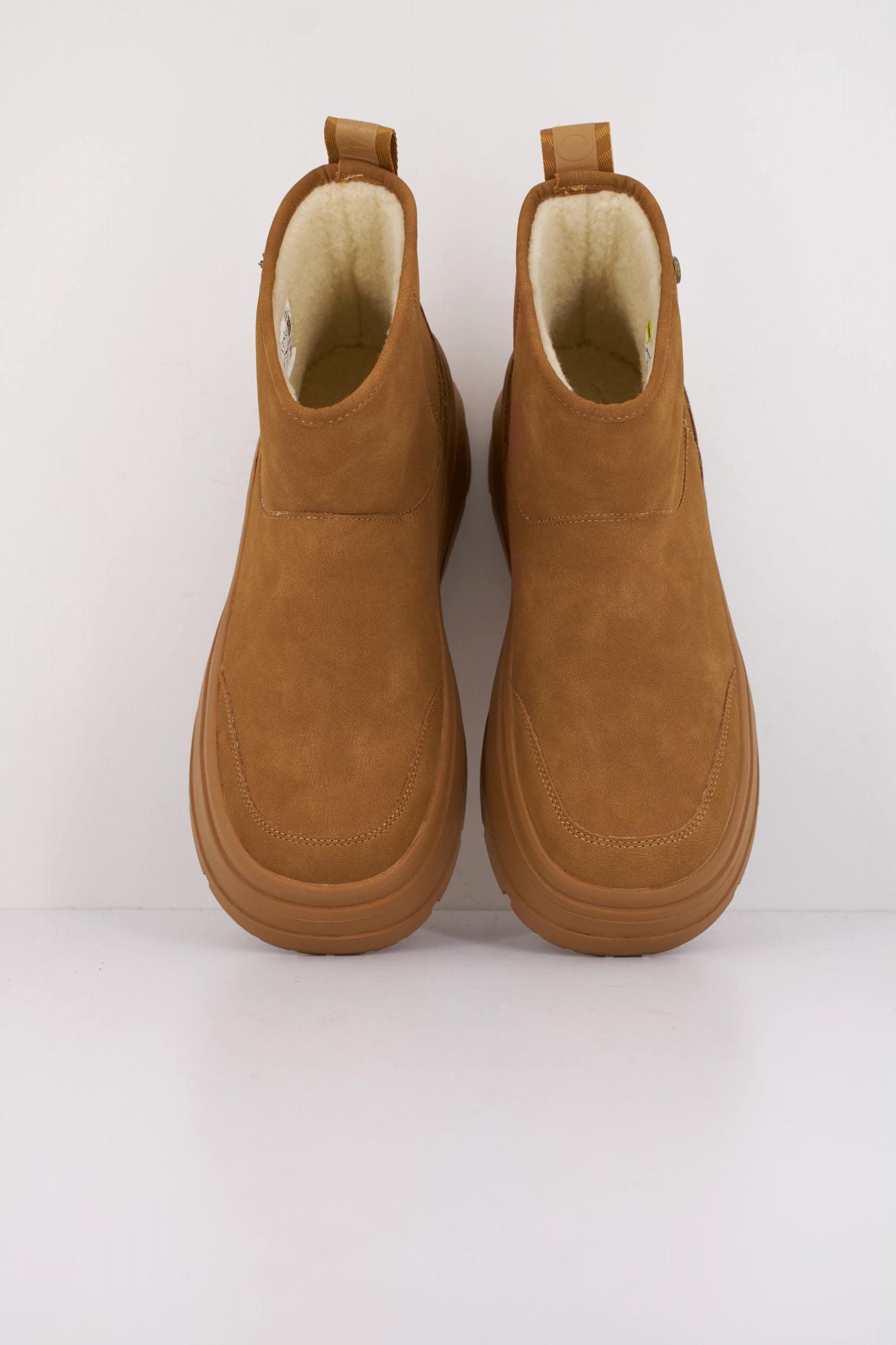 BUFFALO OLYMPIA PULL ON LO WA en color MARRON (5)