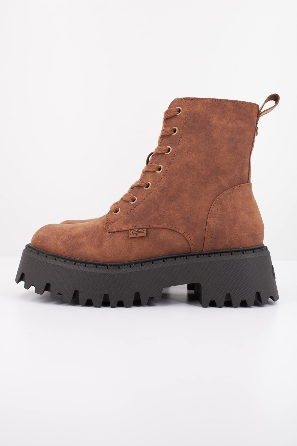 BUFFALO ASPEN LACE UP WARM VE en color MARRON (1)