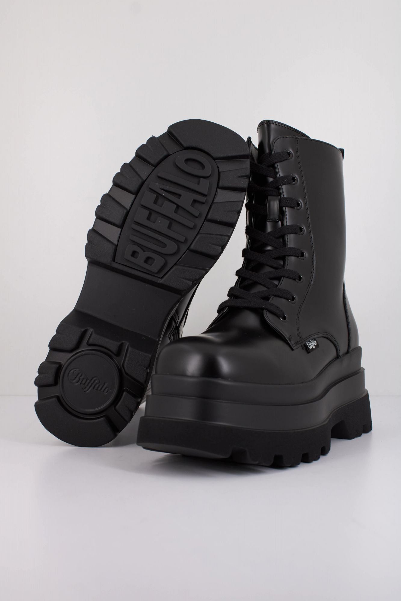 BUFFALO JUPITER LACE UP MID en color NEGRO (4)