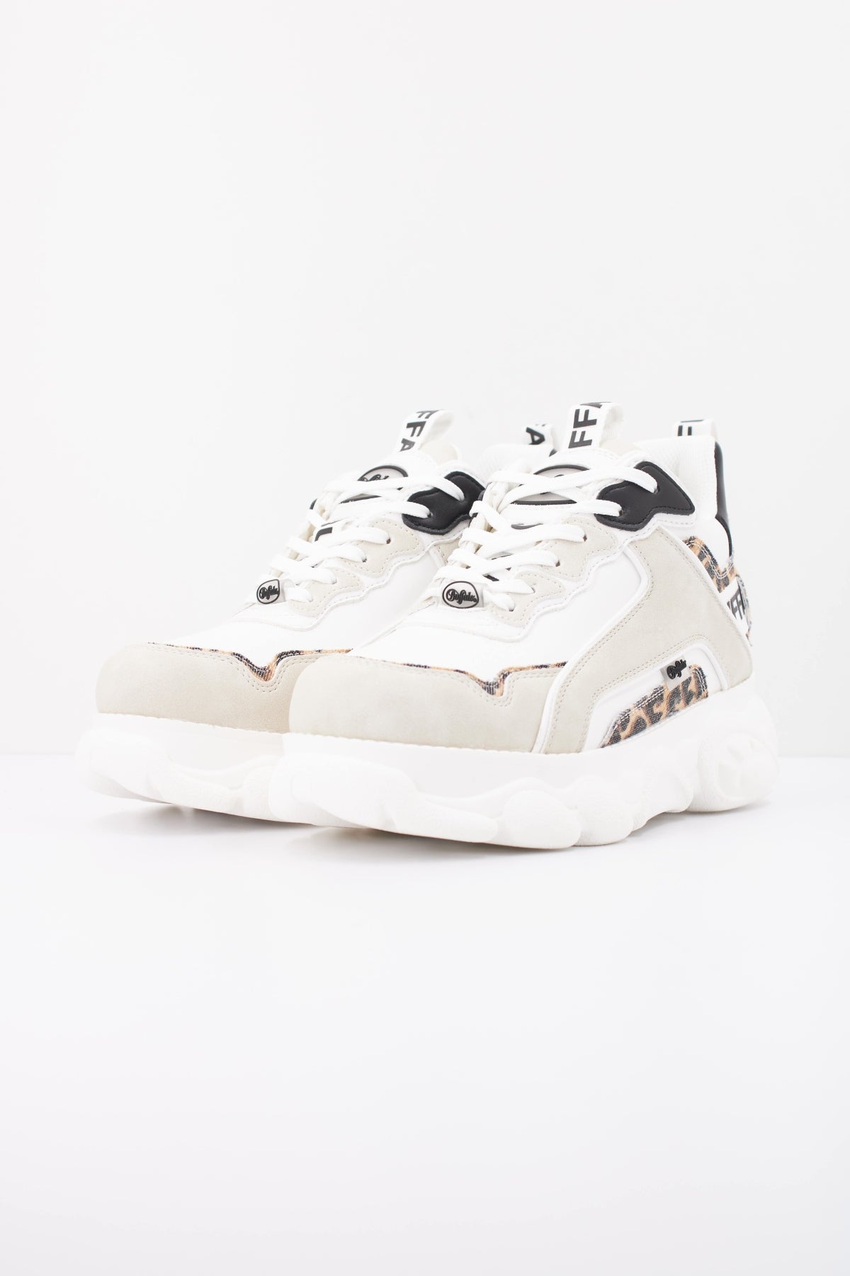 BUFFALO 1636680B en color BLANCO (2)