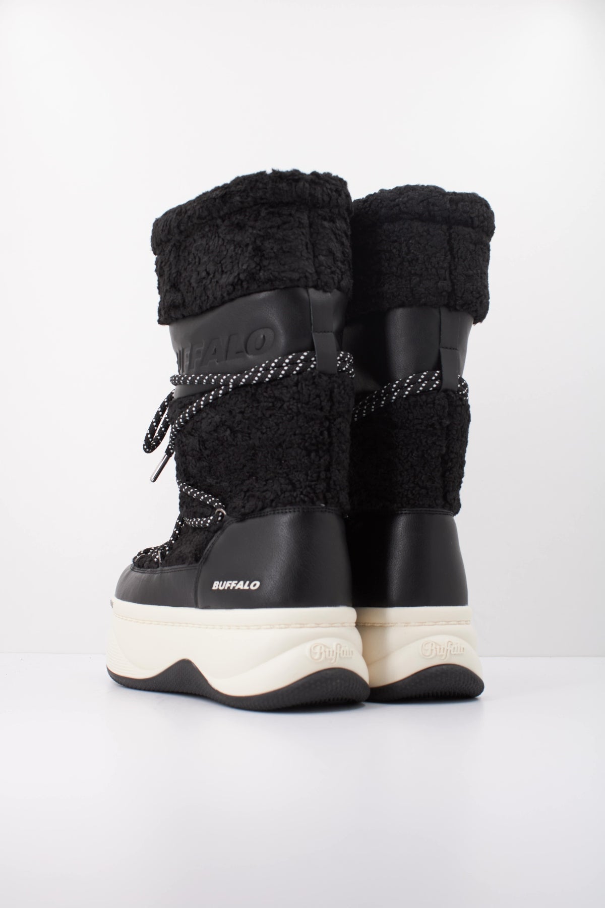 BUFFALO ORCUS SNOW HI 18356B en color NEGRO (4)