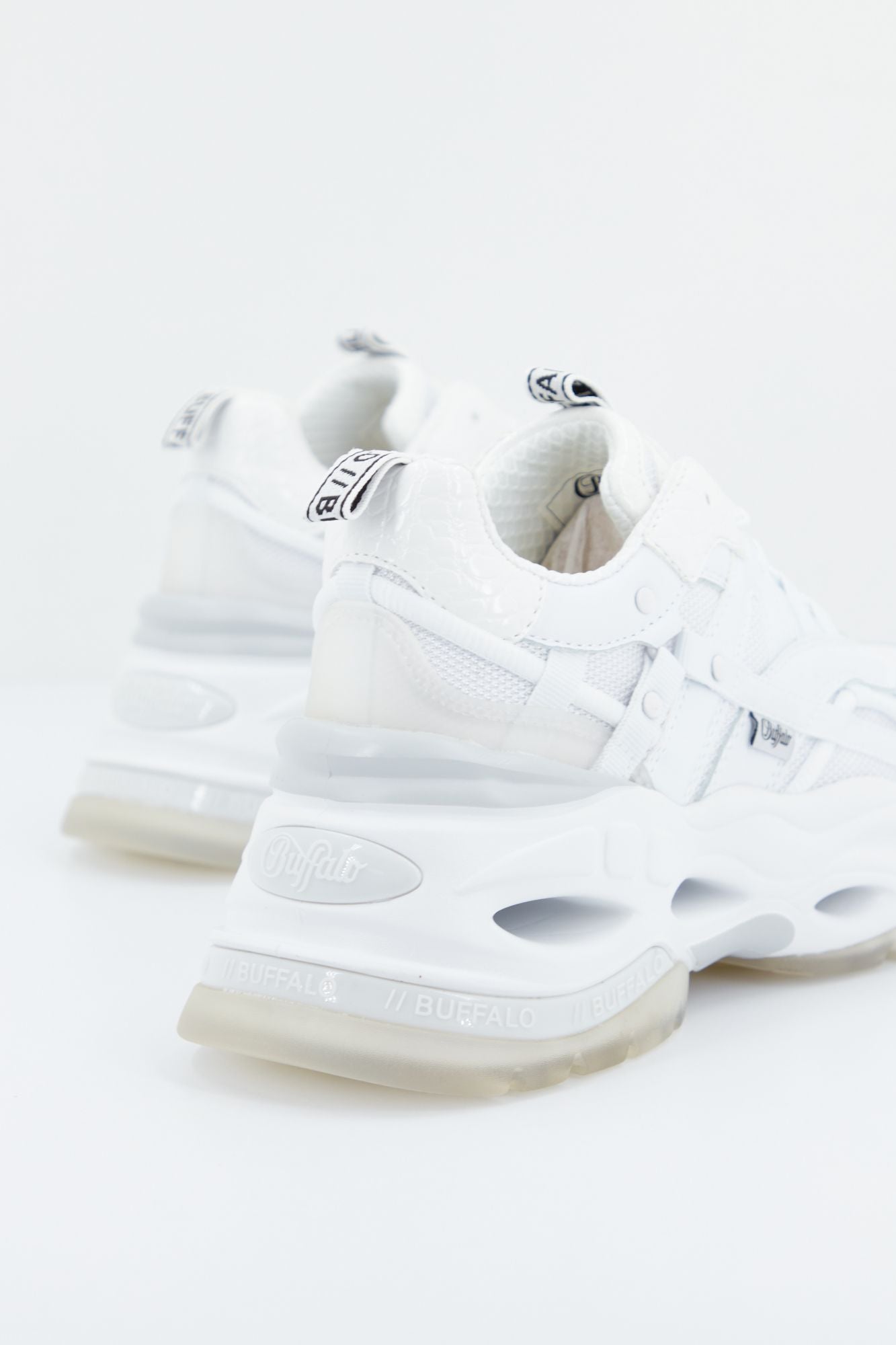 BUFFALO TRIPLET HOLLOW en color BLANCO (3)