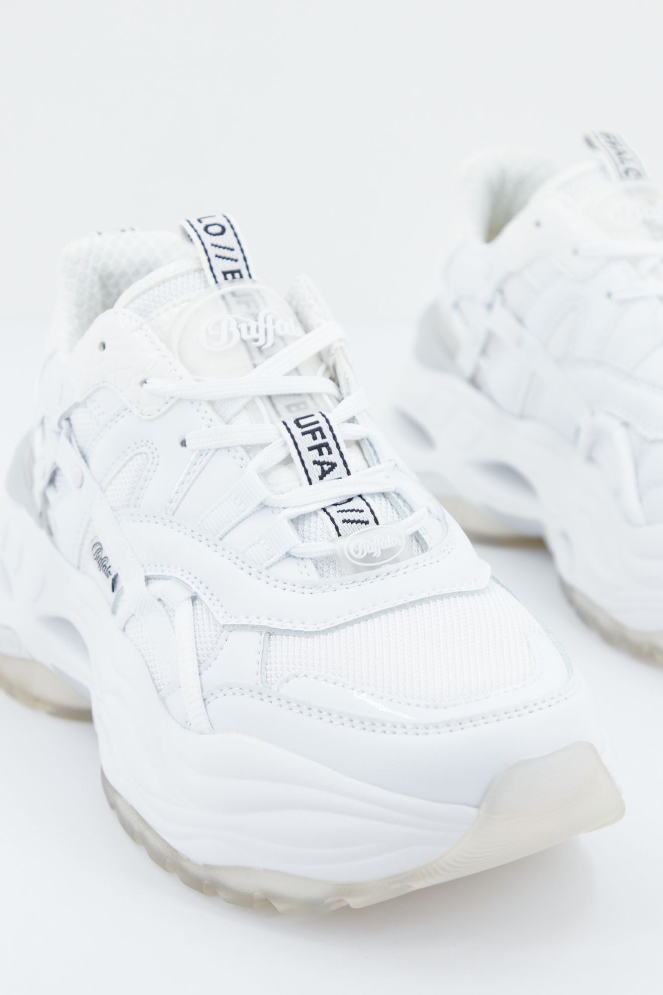 BUFFALO TRIPLET HOLLOW en color BLANCO (4)