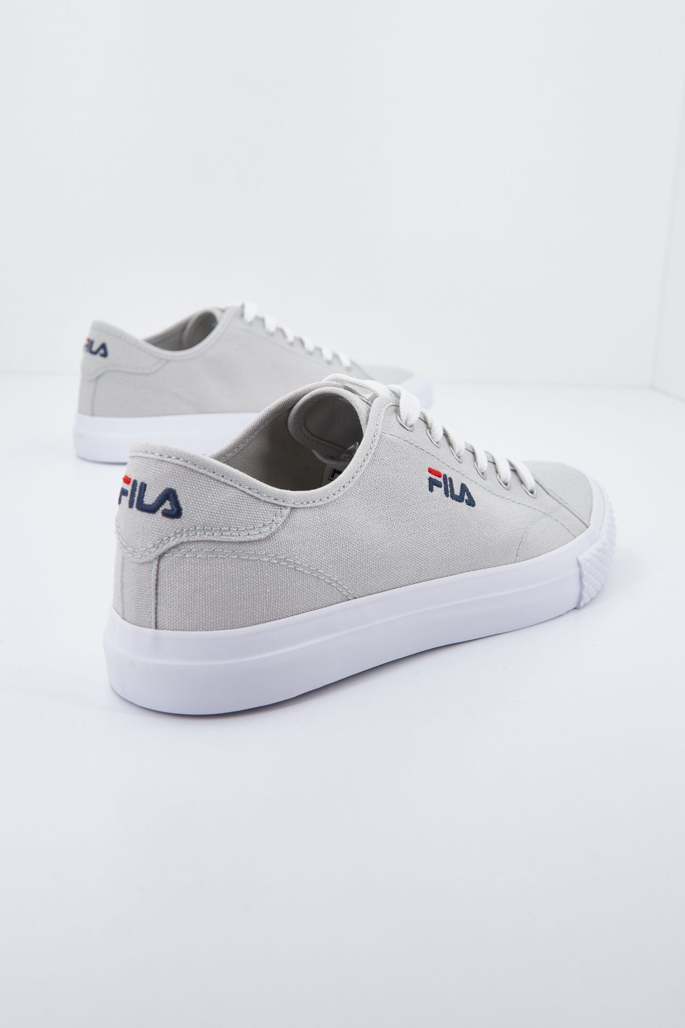 FILA POINTER CLASSIC en color BEIS (3)