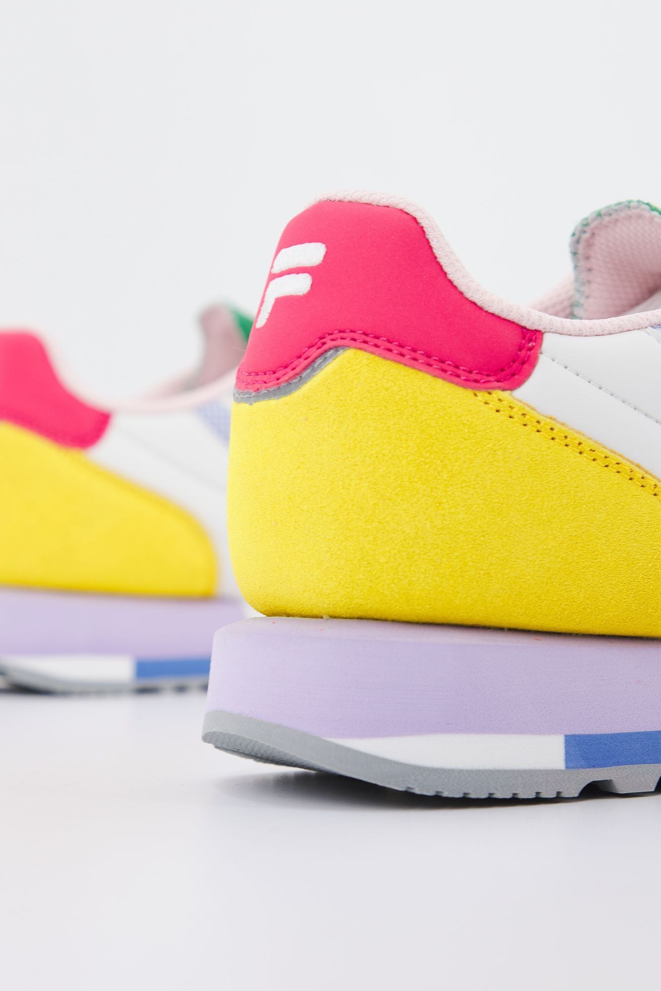 FILA RETRONIQUE 22  en color MULTICOLOR (2)