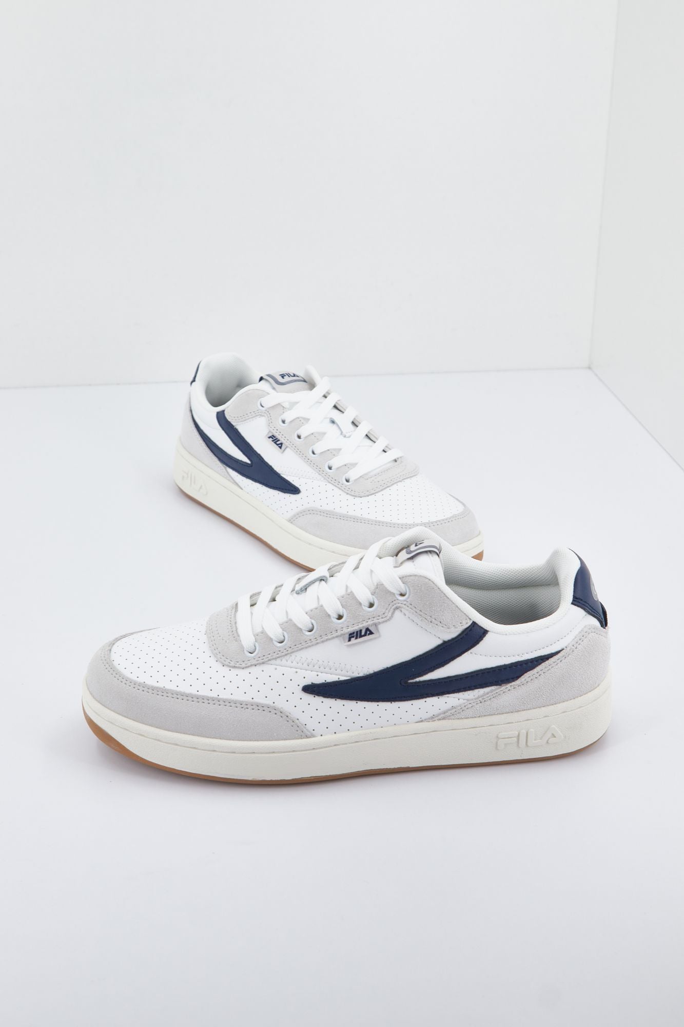 FILA SEVARO S en color BLANCO (2)