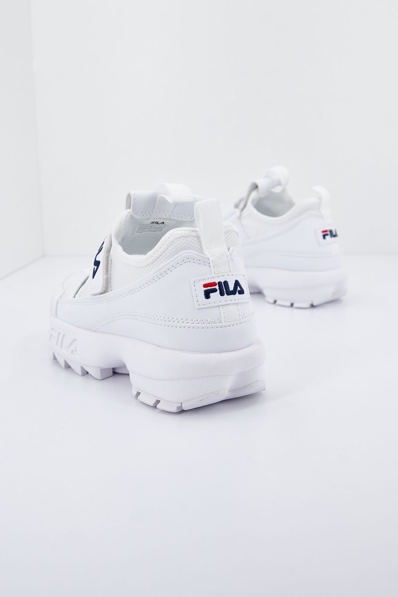 FILA DISRUPTOR en color BLANCO (3)