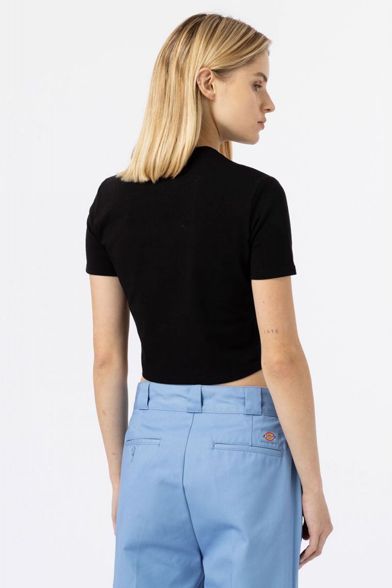 DICKIES MAPLE VALLEY TEE BLACK en color NEGRO (2)