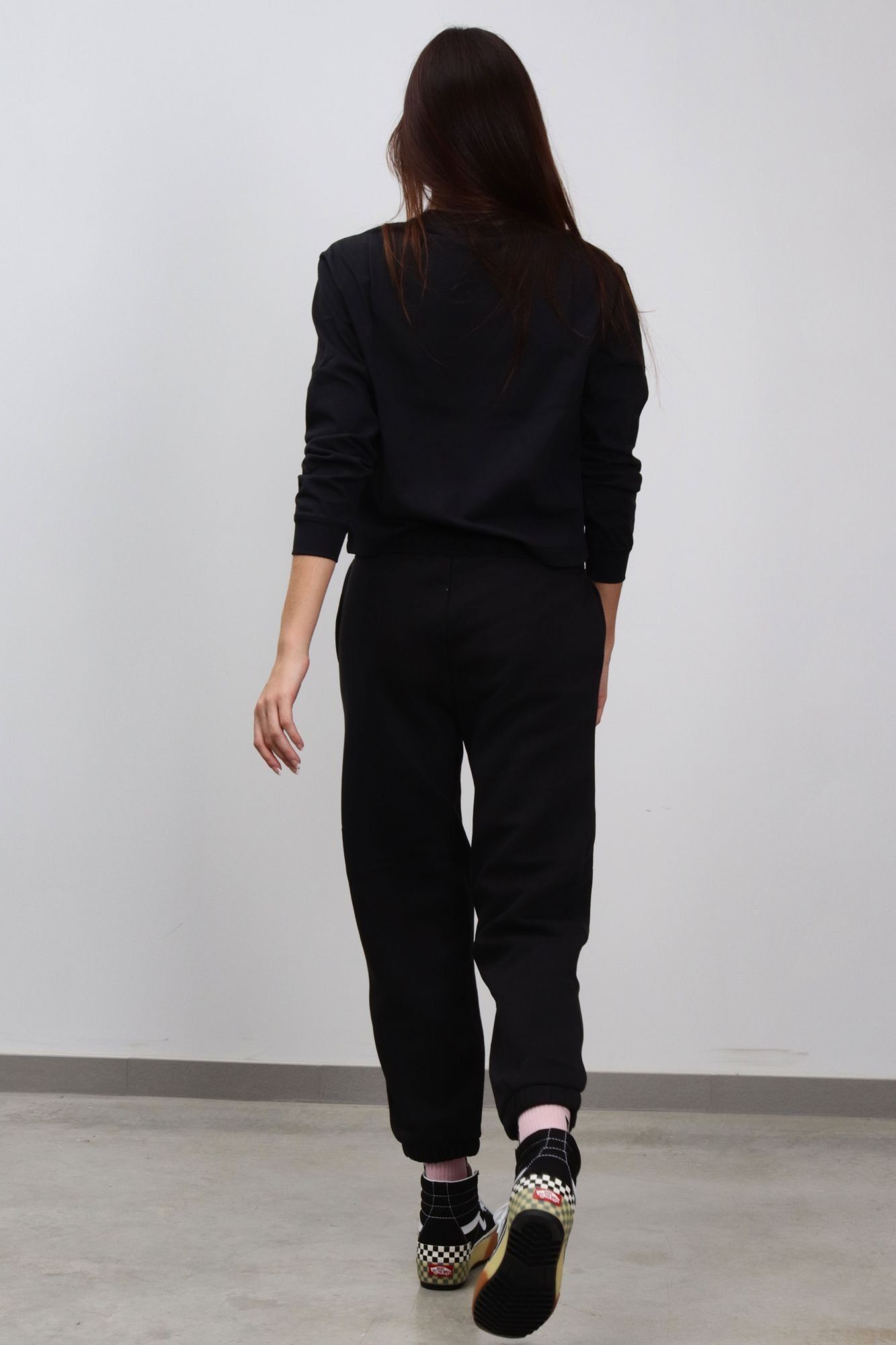 DICKIES MAPLETON SWEATPANT WOM en color NEGRO (4)