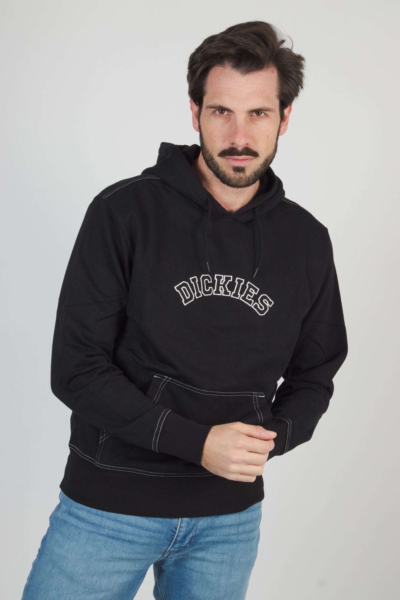 DICKIES WEST VALE HOODIE en color NEGRO (3)