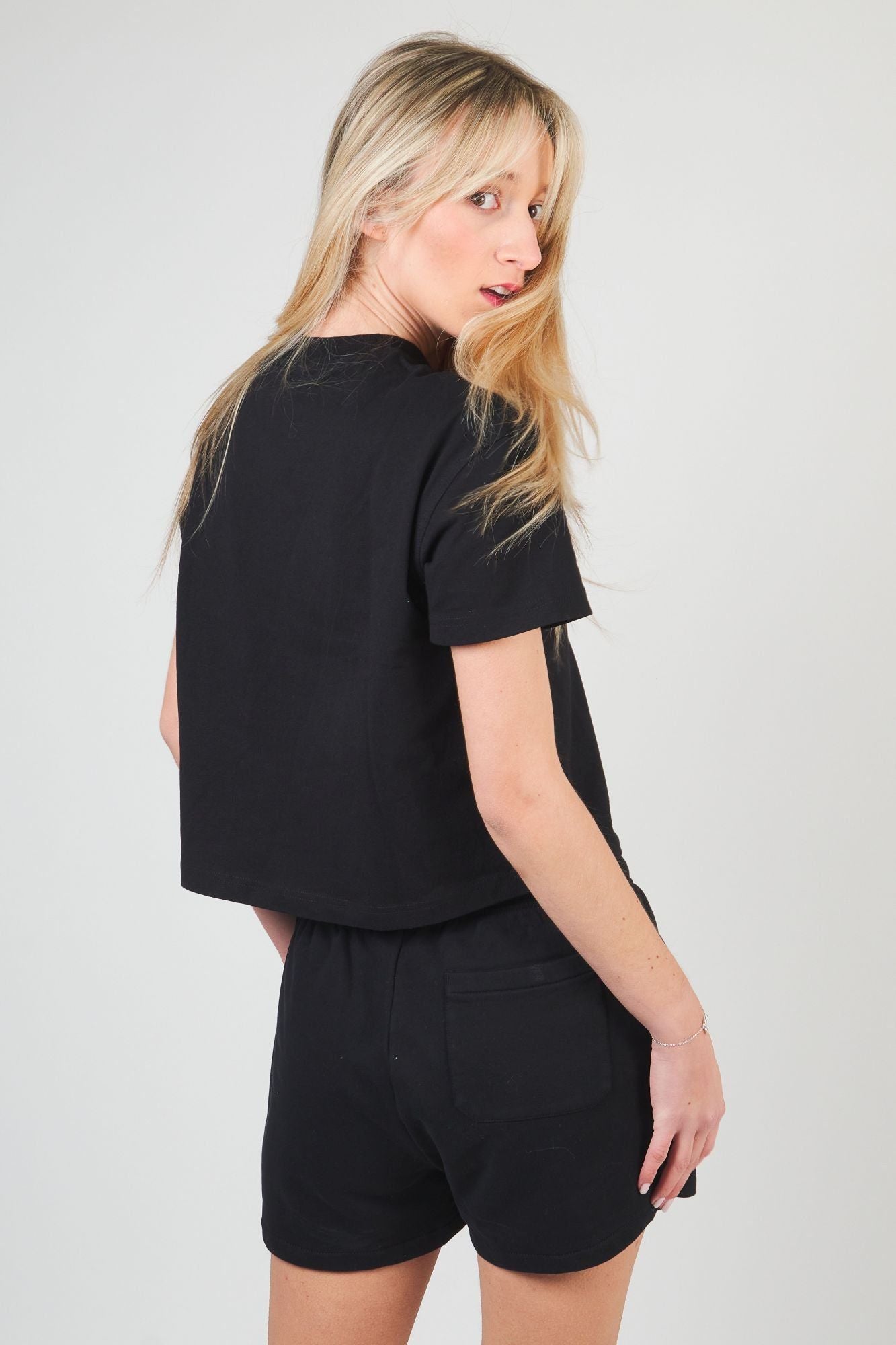 DICKIES OAKPORT BOXY TEE SS W en color NEGRO (4)