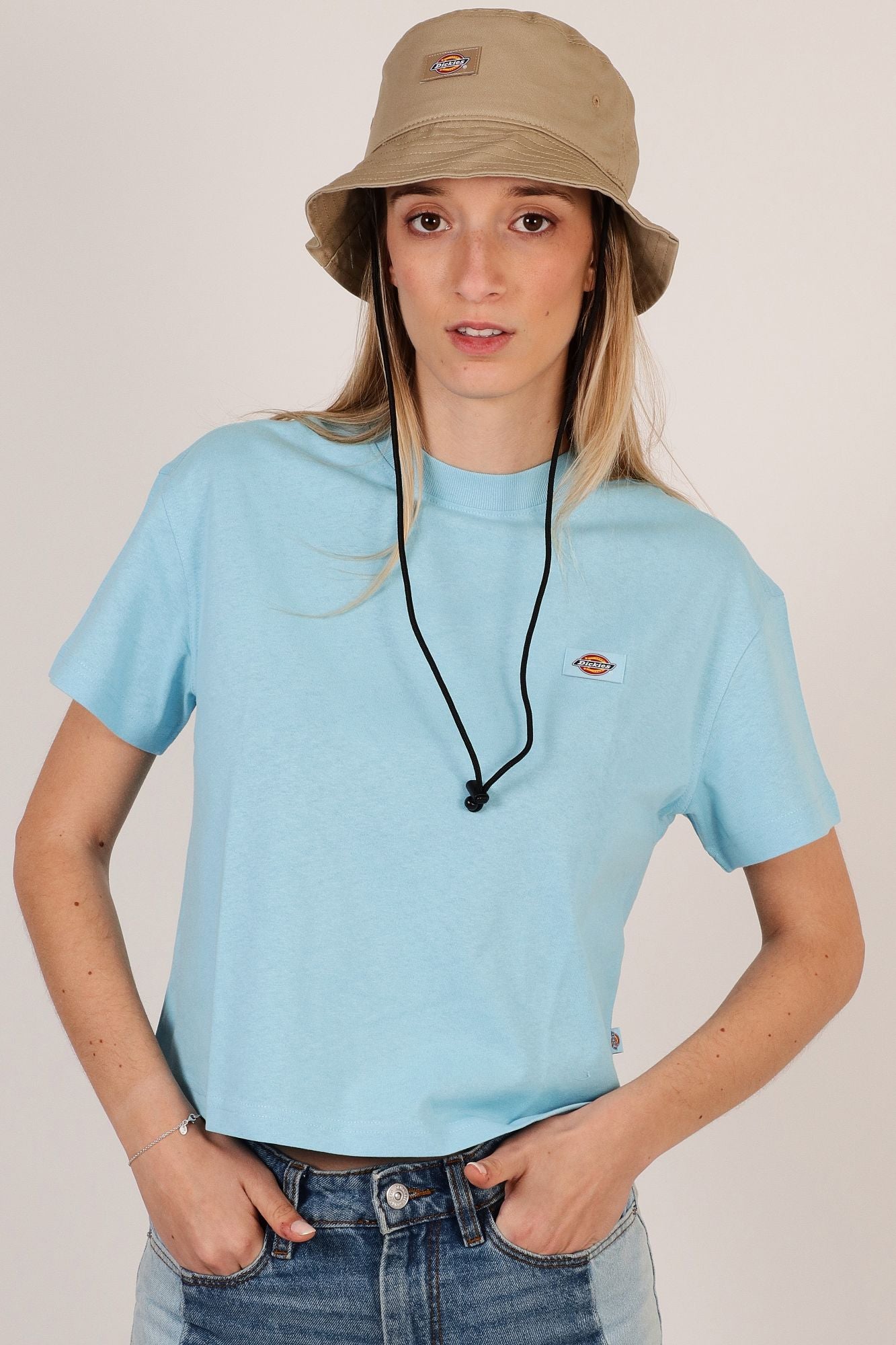 DICKIES OAKPORT BOXY TEE SS W en color AZUL (3)