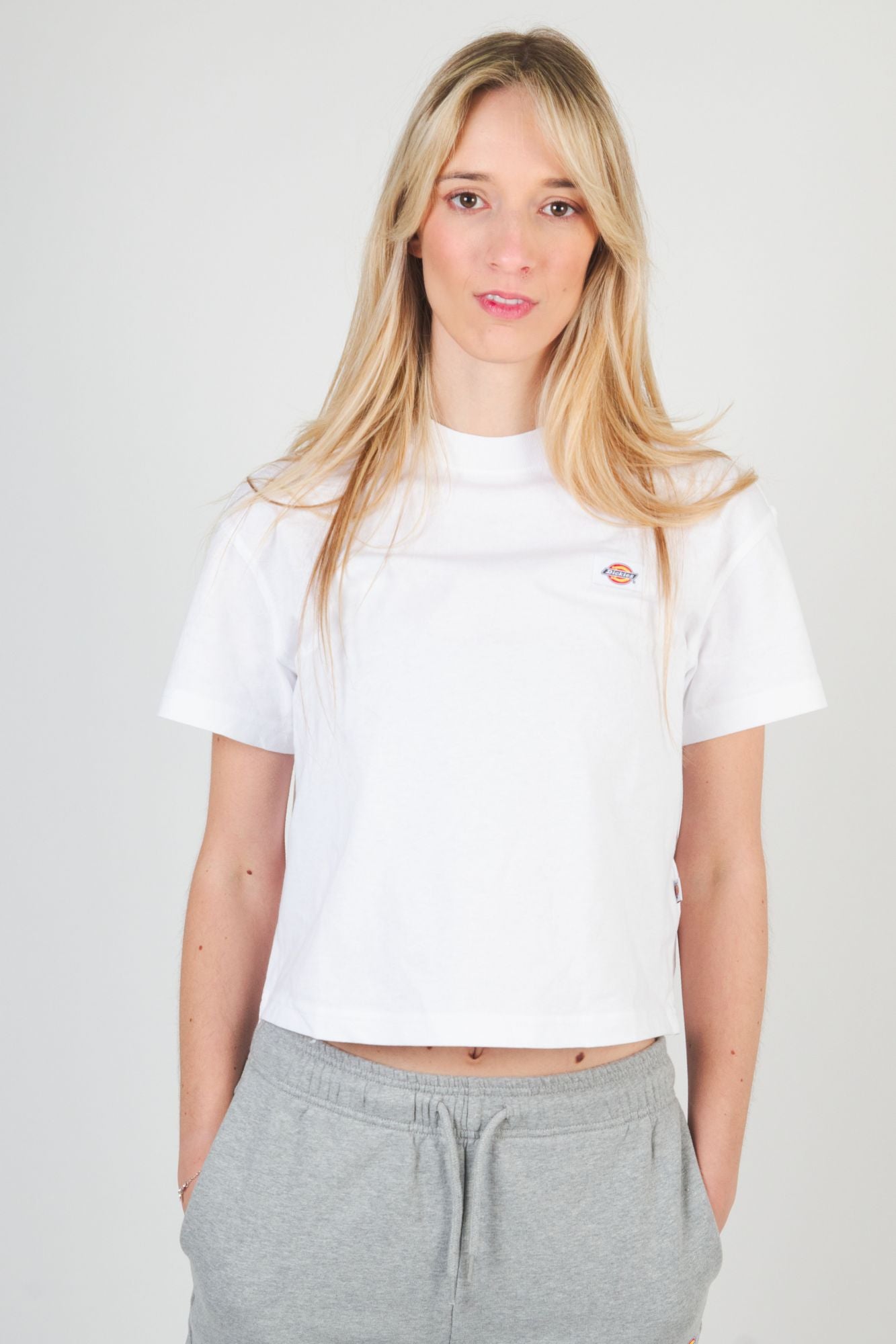 DICKIES OAKPORT BOXY TEE SS W en color BLANCO (1)