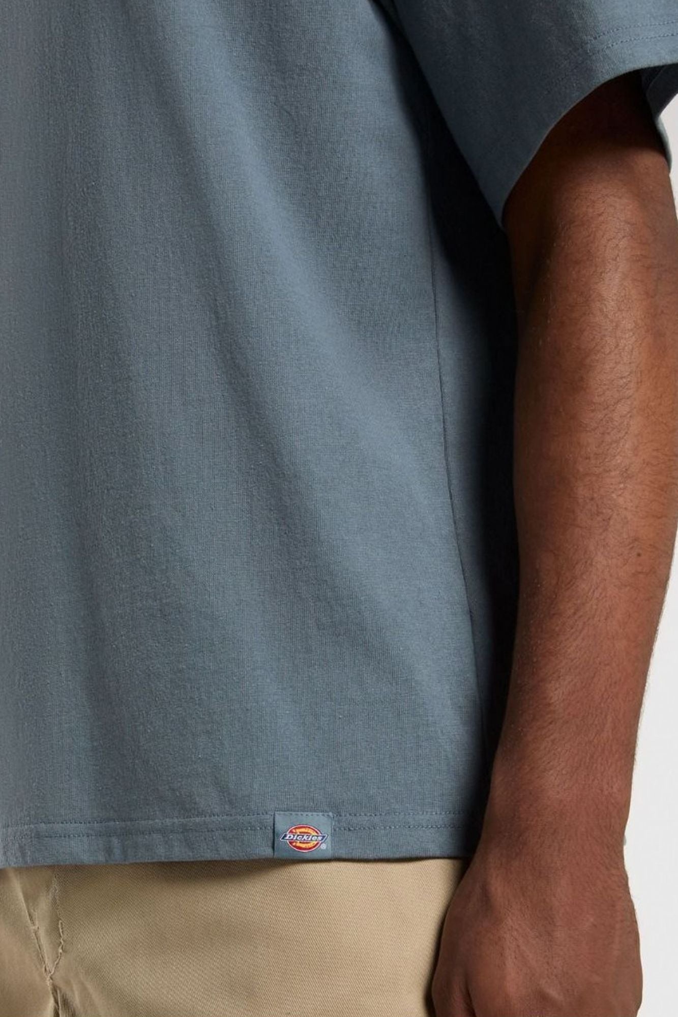 DICKIES  LEWISTOWN EMBRO TEE en color AZUL (3)