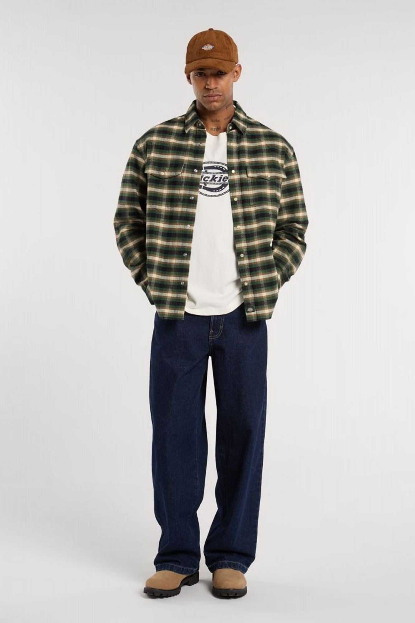DICKIES FORTH SHAW en color BLANCO (4)
