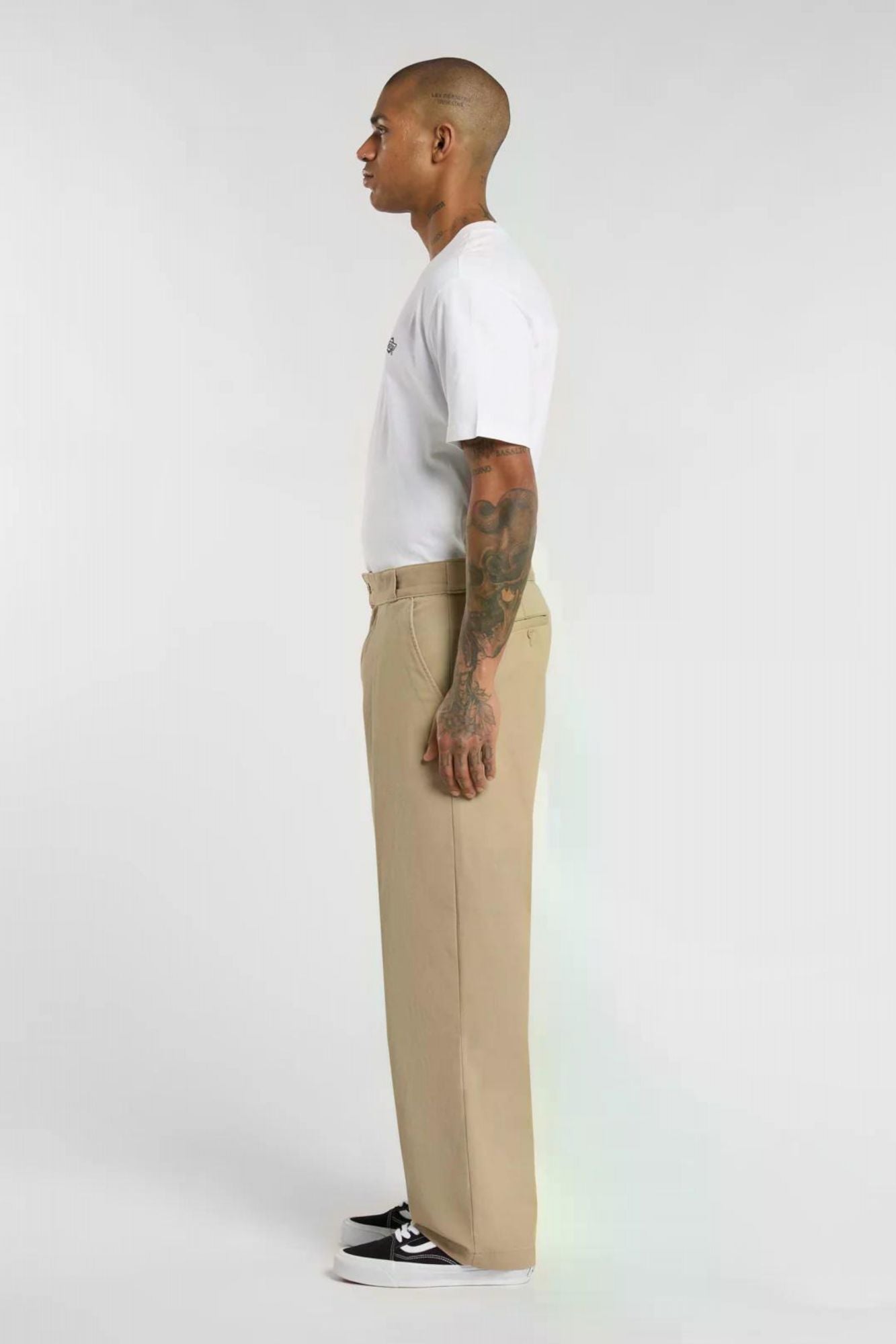 DICKIES 247 LOOSE en color MARRON CLARO (3)