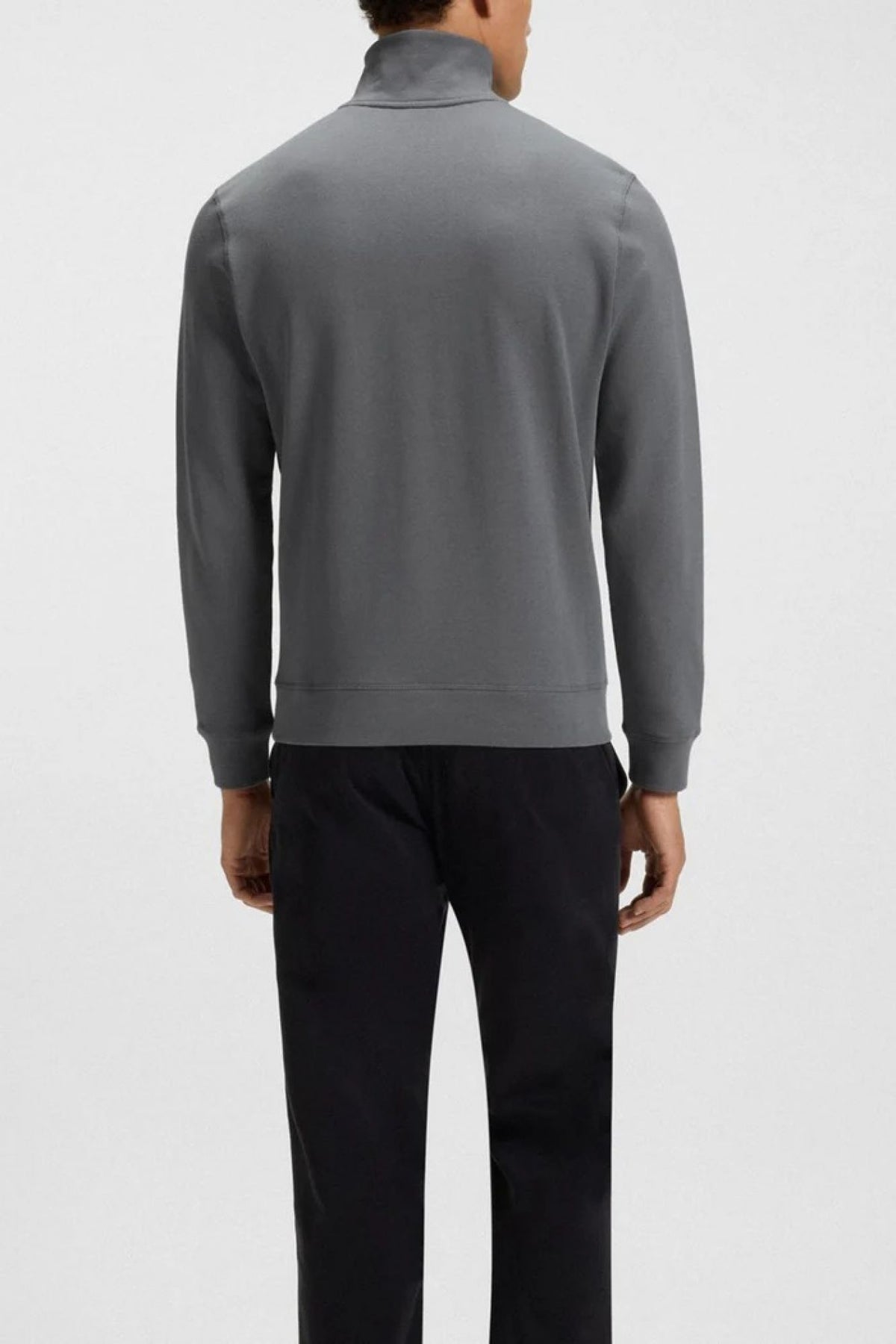 BOSS ZETRUST en color GRIS (2)