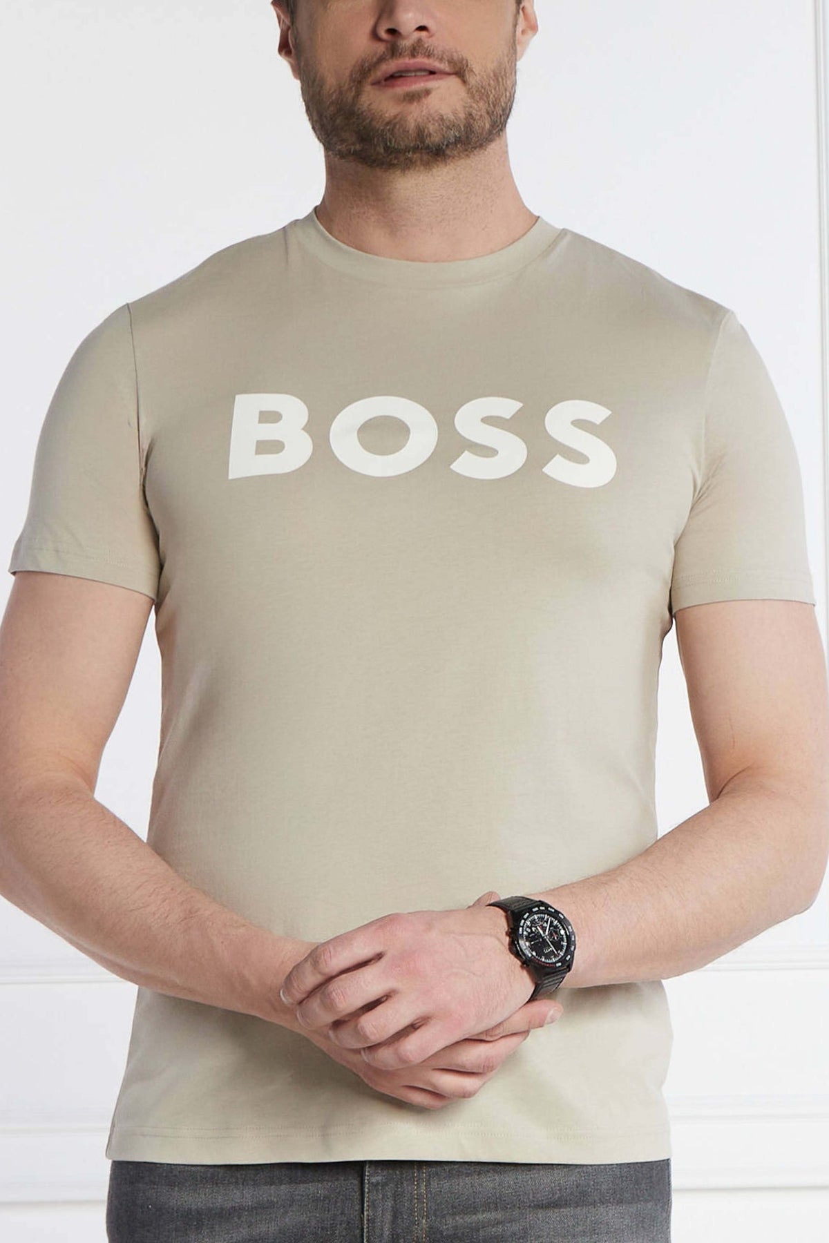 BOSS  THINKING 1  en color BEIS (3)