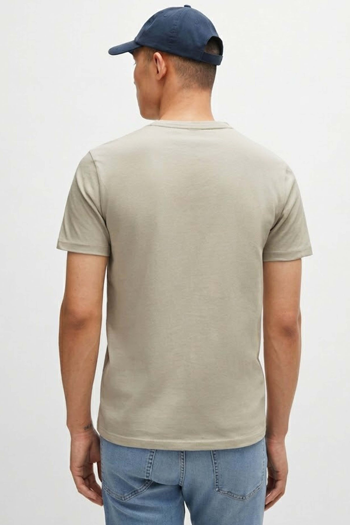 BOSS CAMISETA TALES en color BEIS (2)