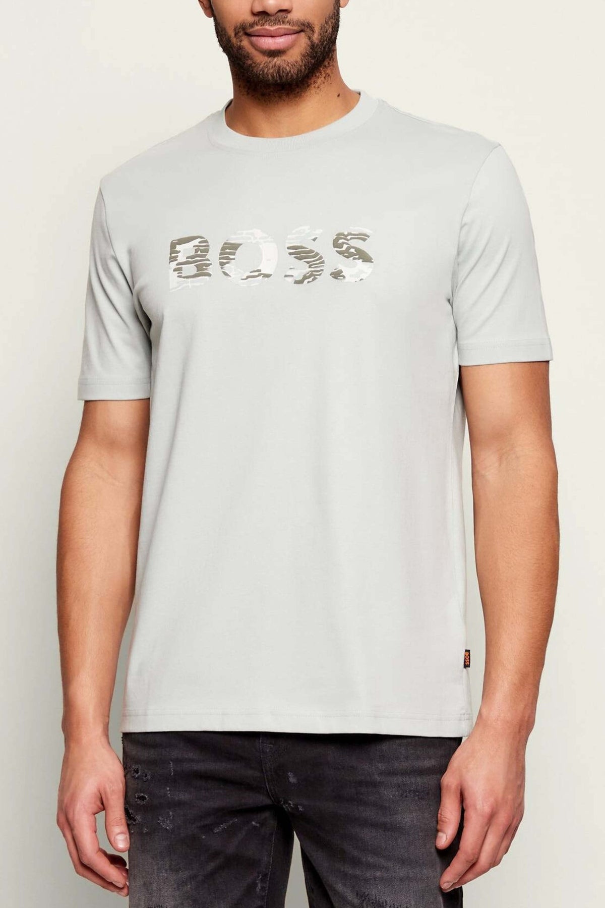 BOSS  TE INSIGNIA  en color GRIS (1)