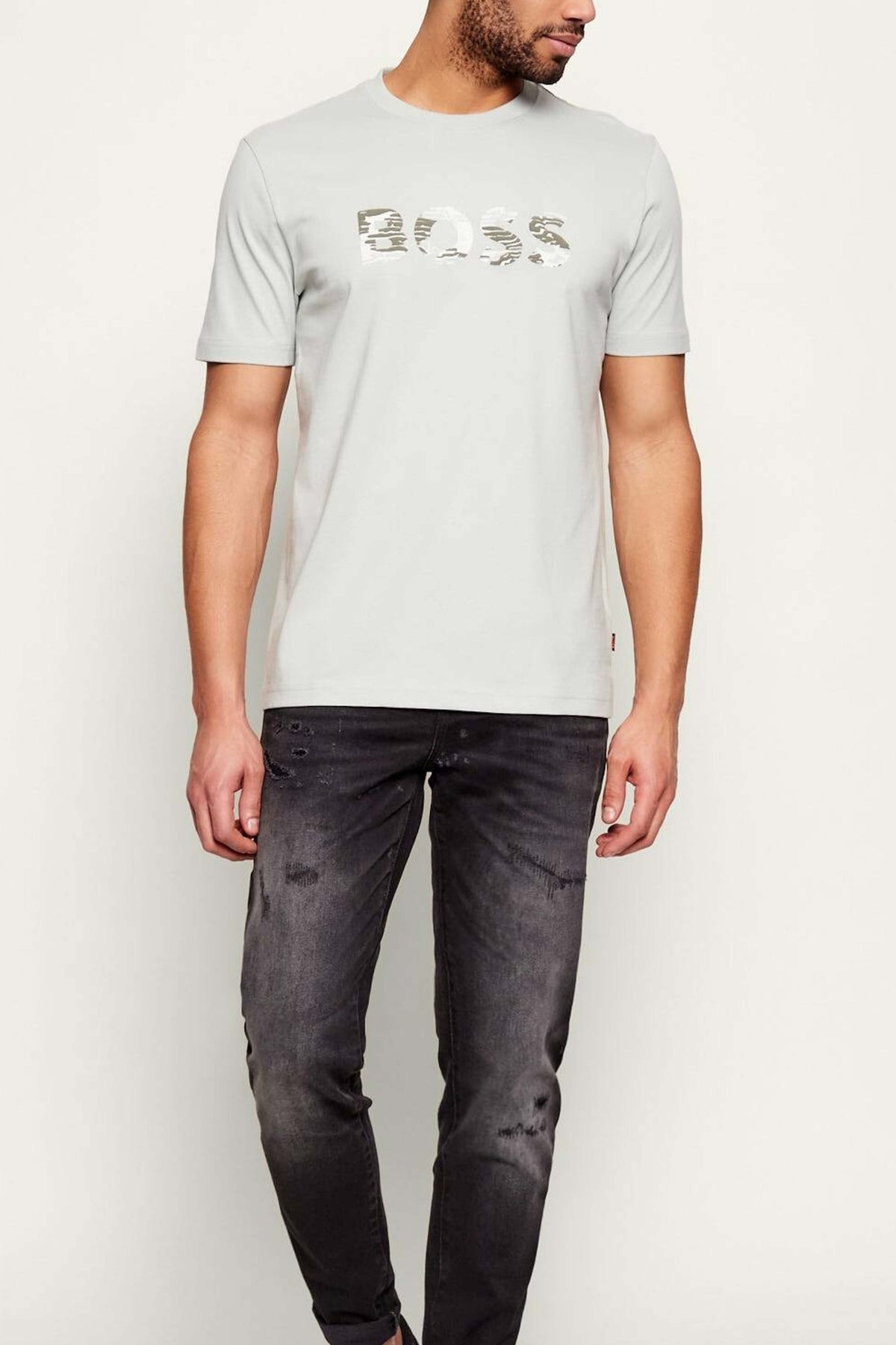 BOSS  TE INSIGNIA  en color GRIS (3)