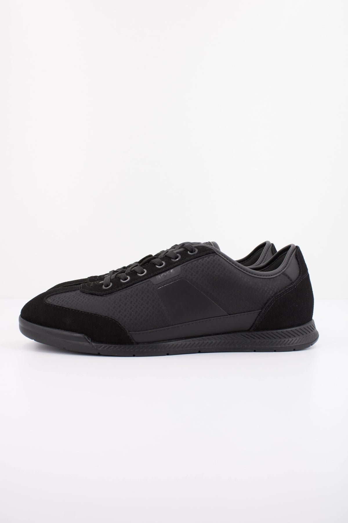 BOSS NITAN LOWP NYMN en color NEGRO (1)