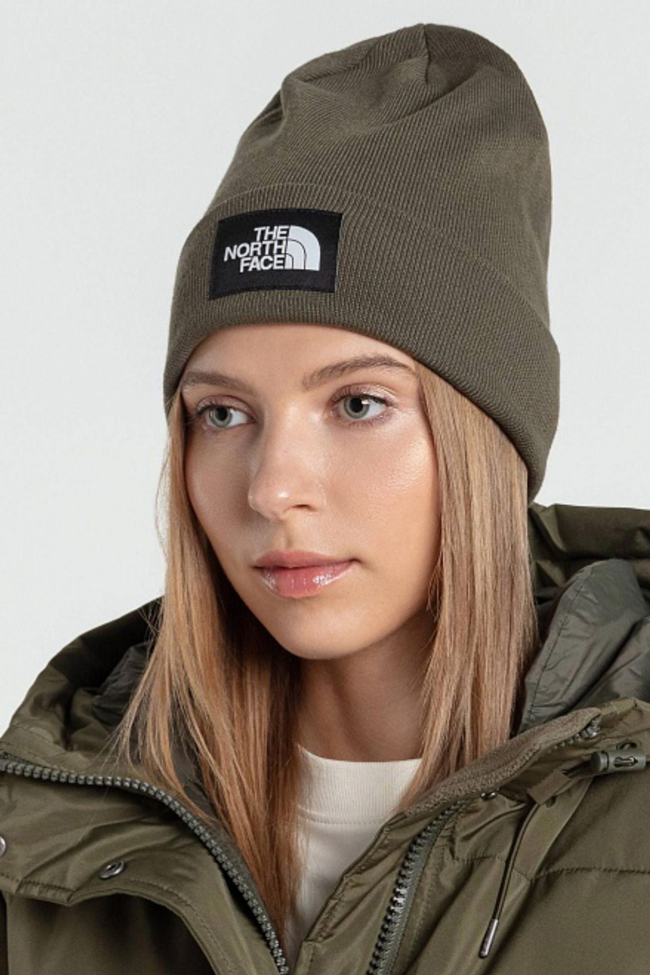 THE NORTH FACE  DOCKWKR RCYLD BEANIE  en color VERDE (3)