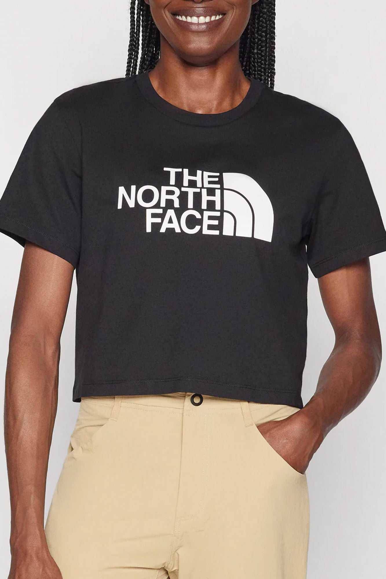 THE NORTH FACE EASY RELAXED CROPPED T-SHIRT en color NEGRO (1)
