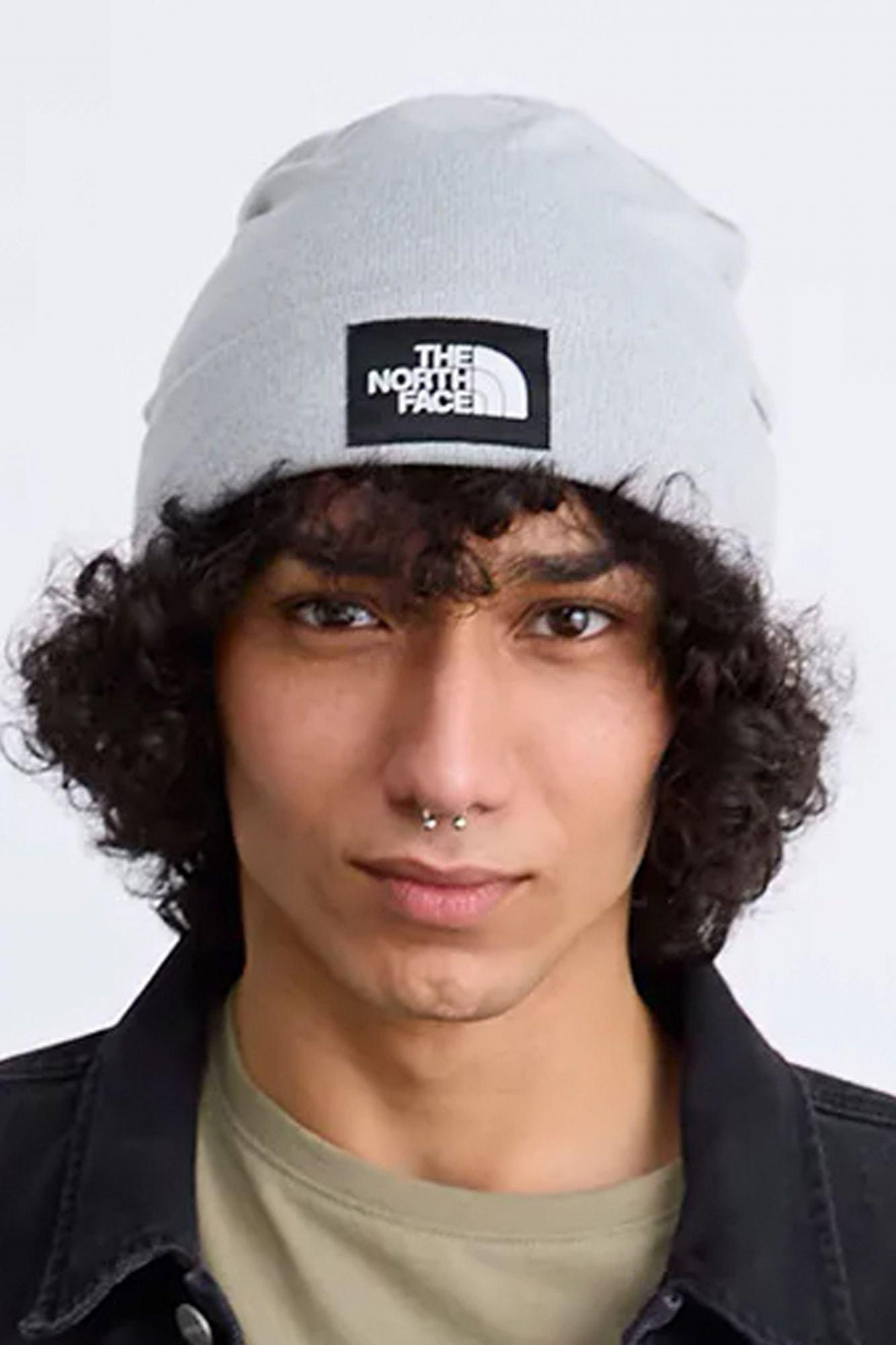 THE NORTH FACE LOGO BOX CUFFED BEANIE en color GRIS (1)