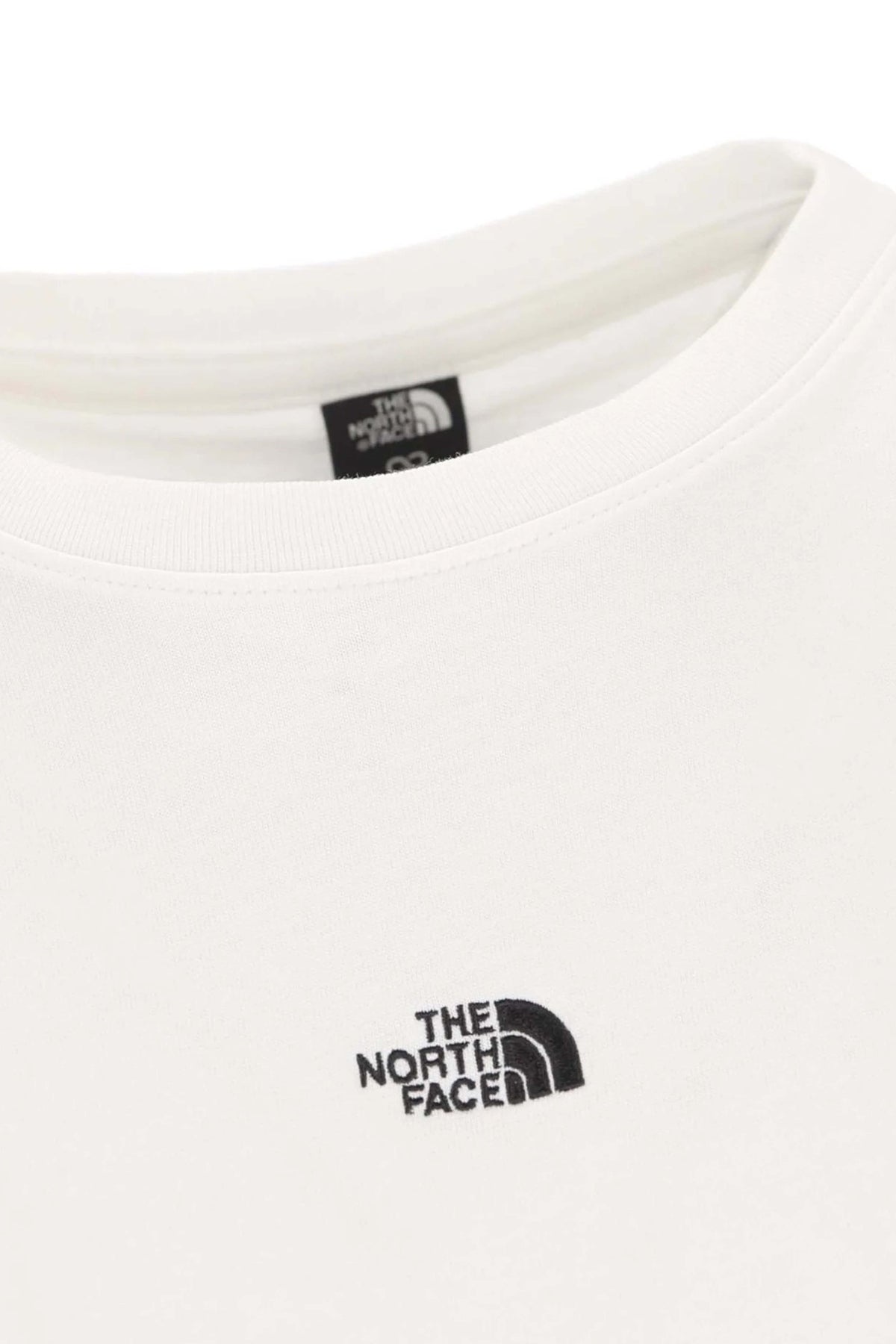 THE NORTH FACE T-SHIRT en color BLANCO (3)