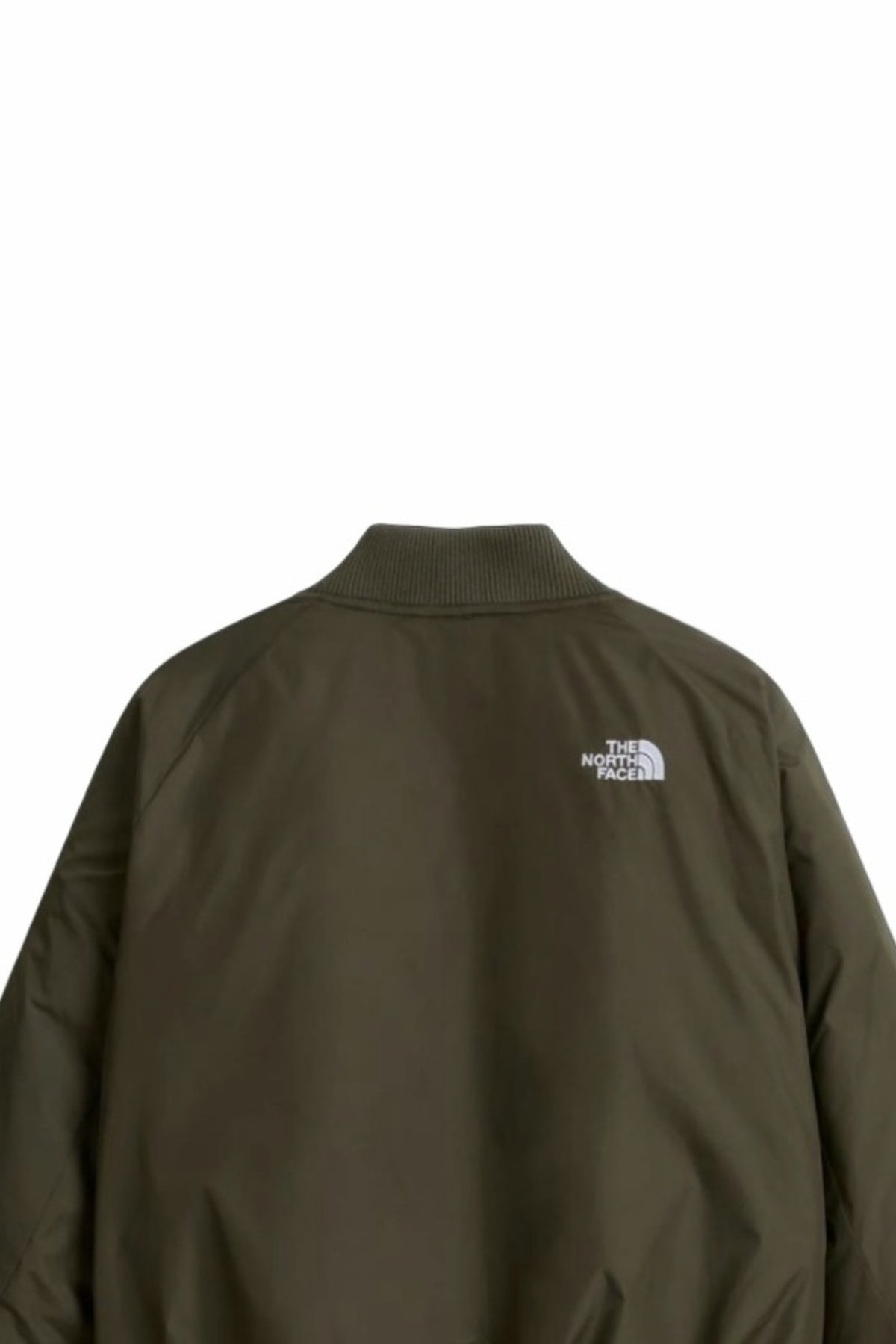 THE NORTH FACE CHOQA BOMBER JACKET NF0A8F1W21L1 en color VERDE (3)
