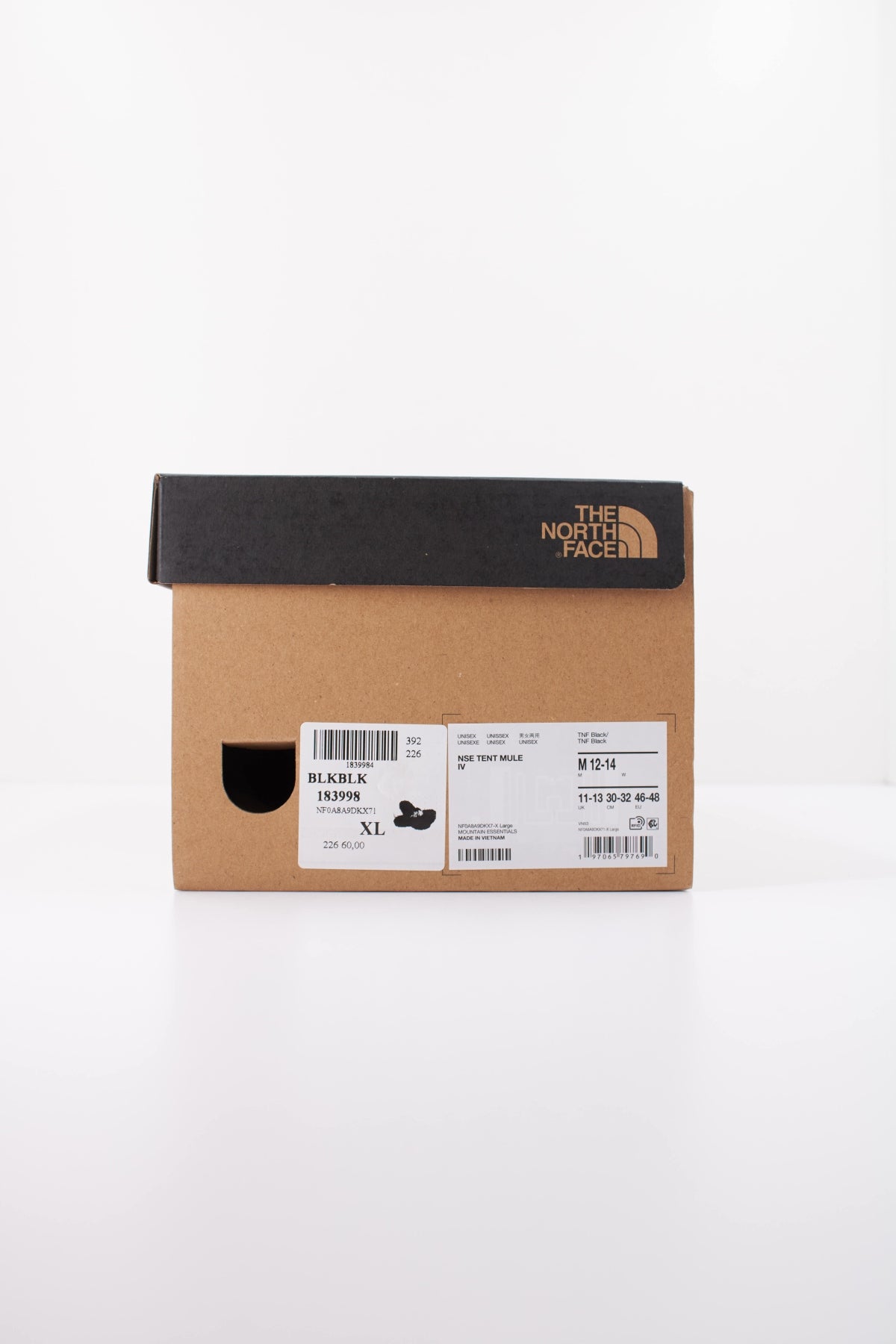 THE NORTH FACE NF0A8A9DKX71 en color NEGRO (6)