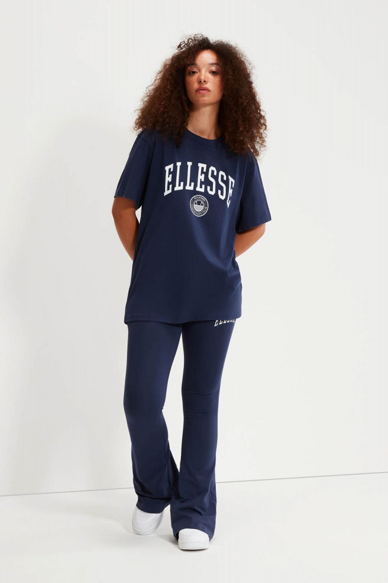 ELLESSE NERI TEE en color AZUL (8)
