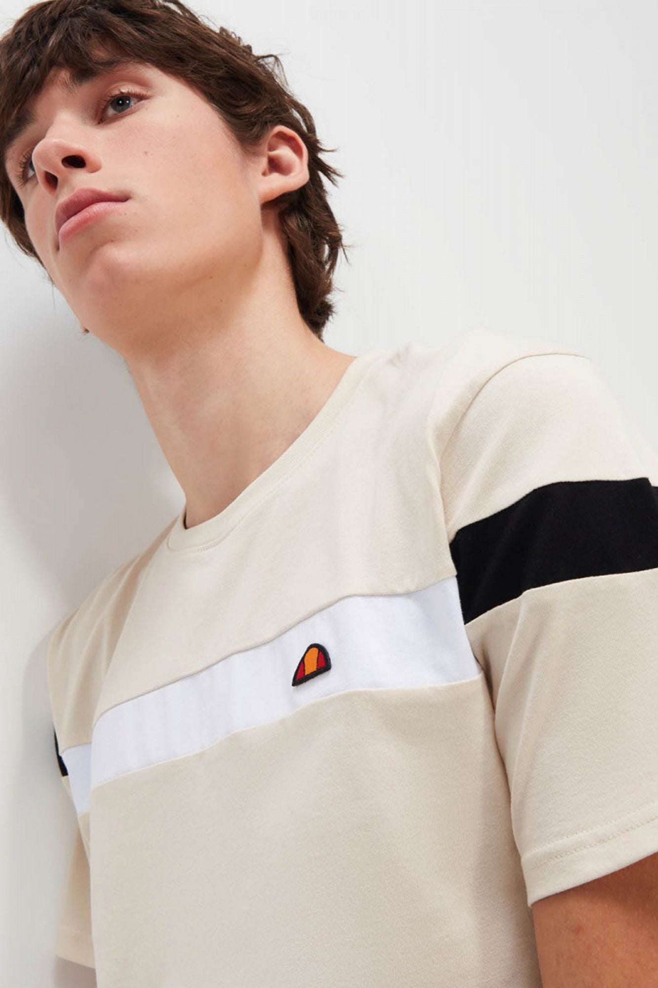 ELLESSE CASERIO TEE en color BEIS (3)