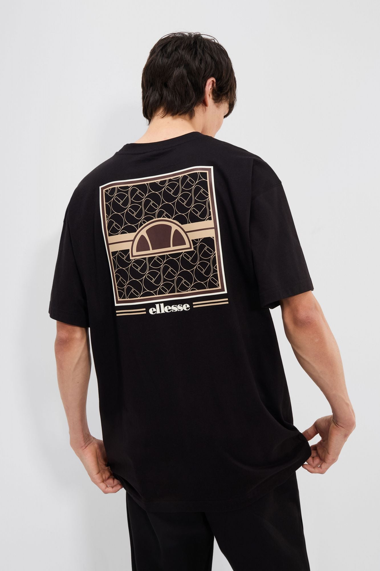 ELLESSE PEROLI TEE en color NEGRO (3)
