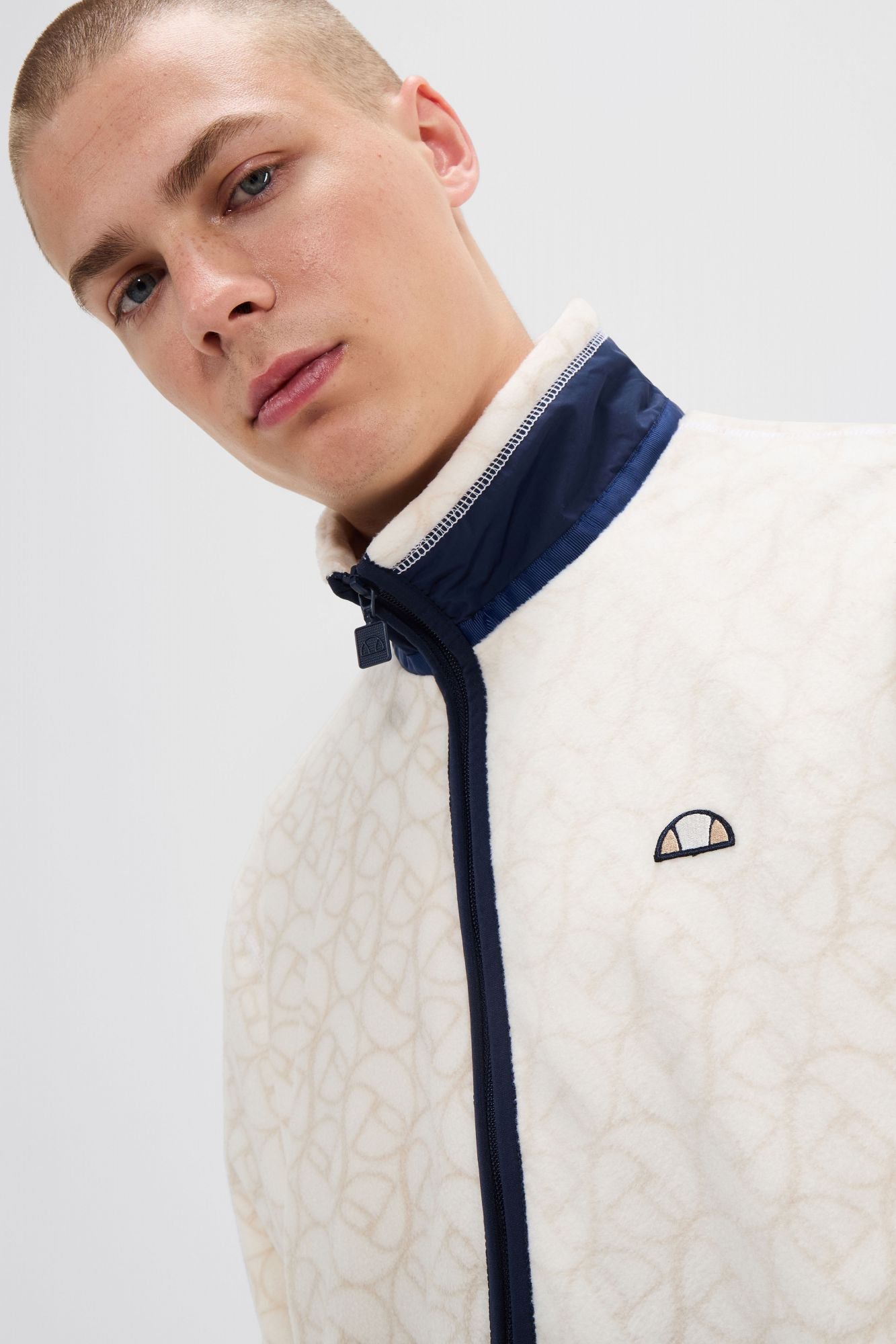 ELLESSE ESCARI JACKET en color BLANCO (3)