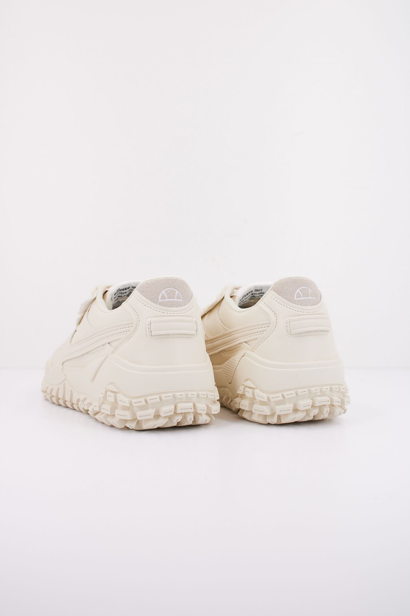 ELLESSE EL42W52493 en color BEIS (4)