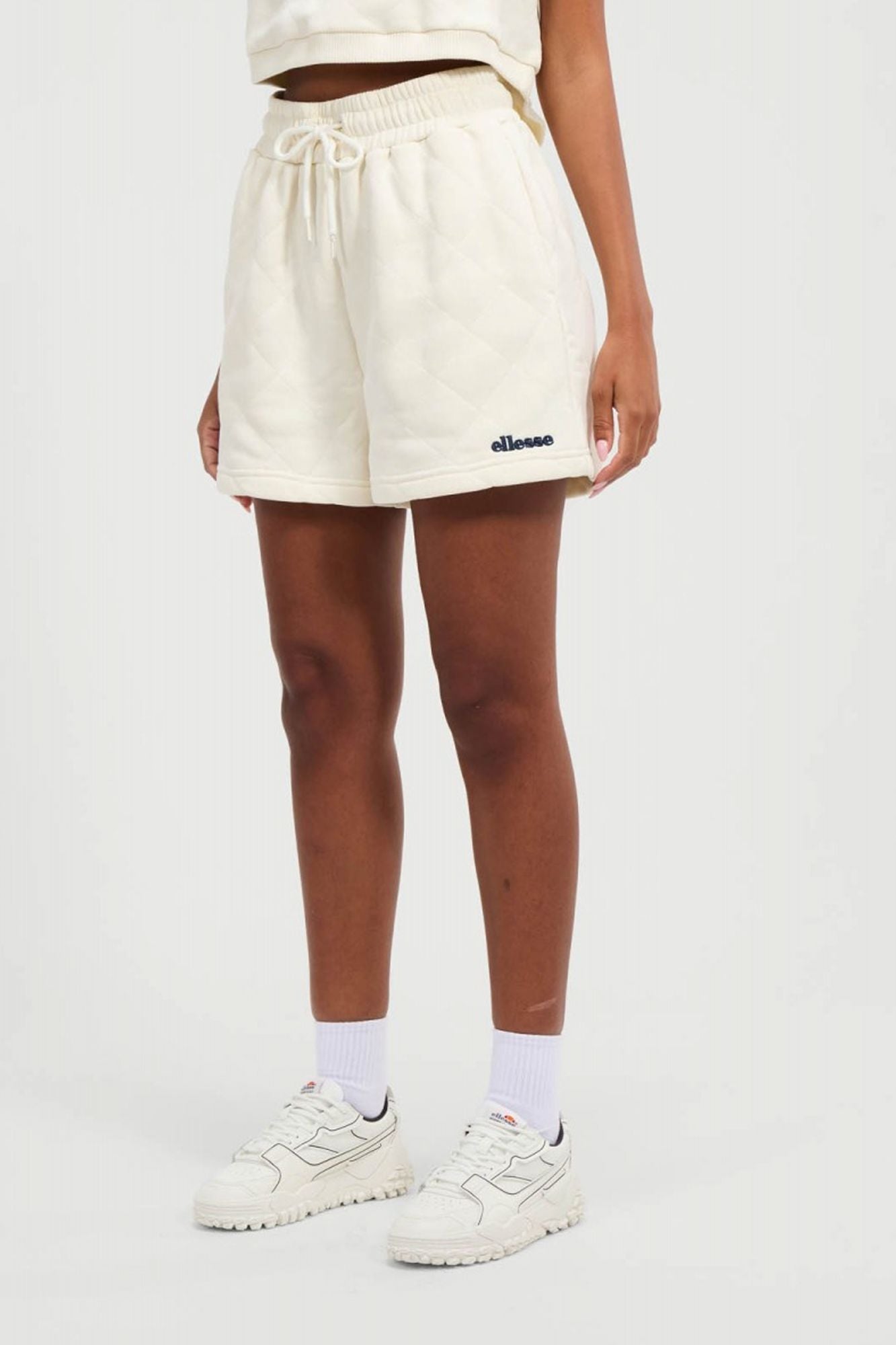 ELLESSE PANNACO SHORT en color BLANCO (3)