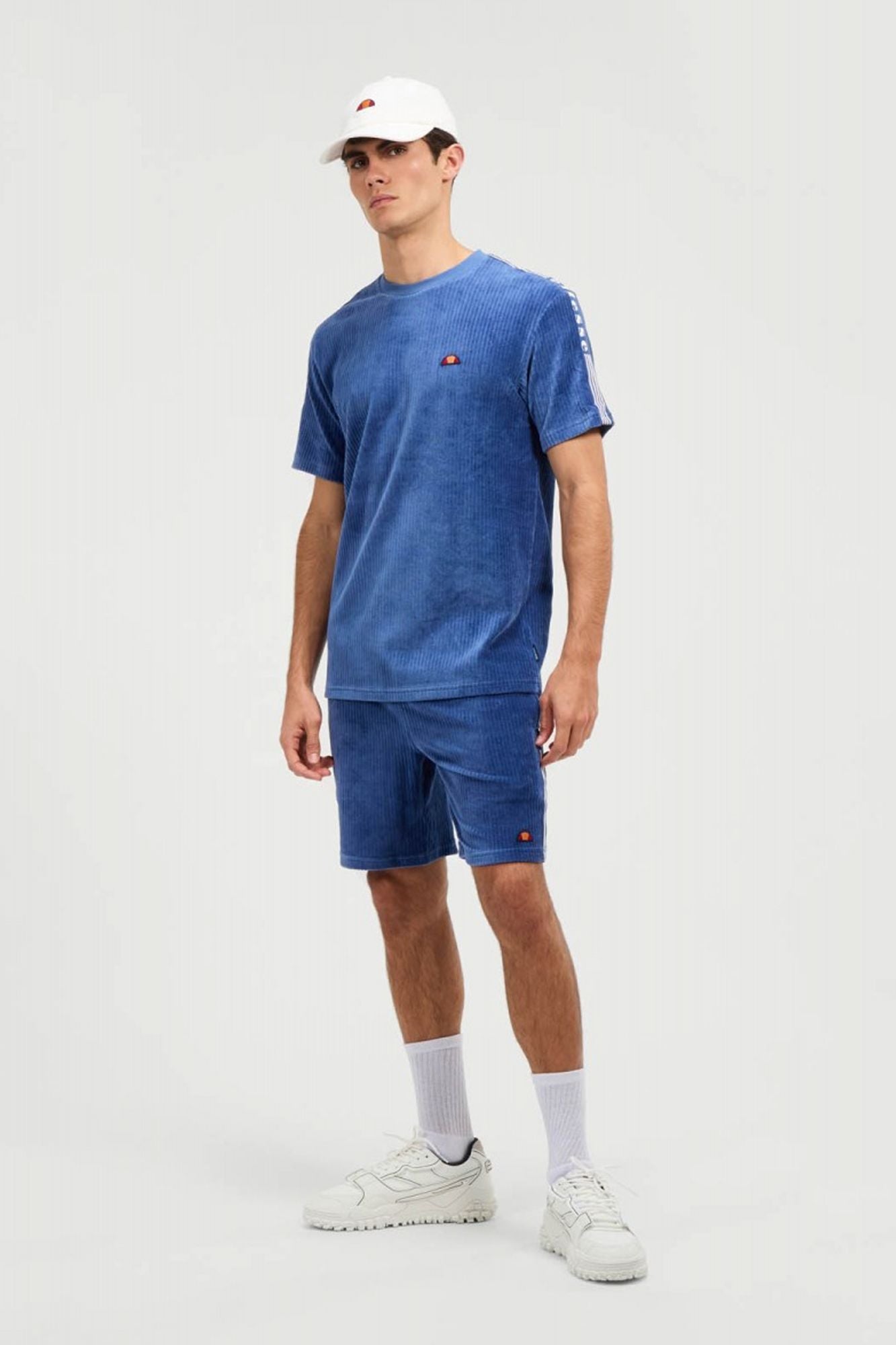 ELLESSE  MADORI TEE en color AZUL (4)