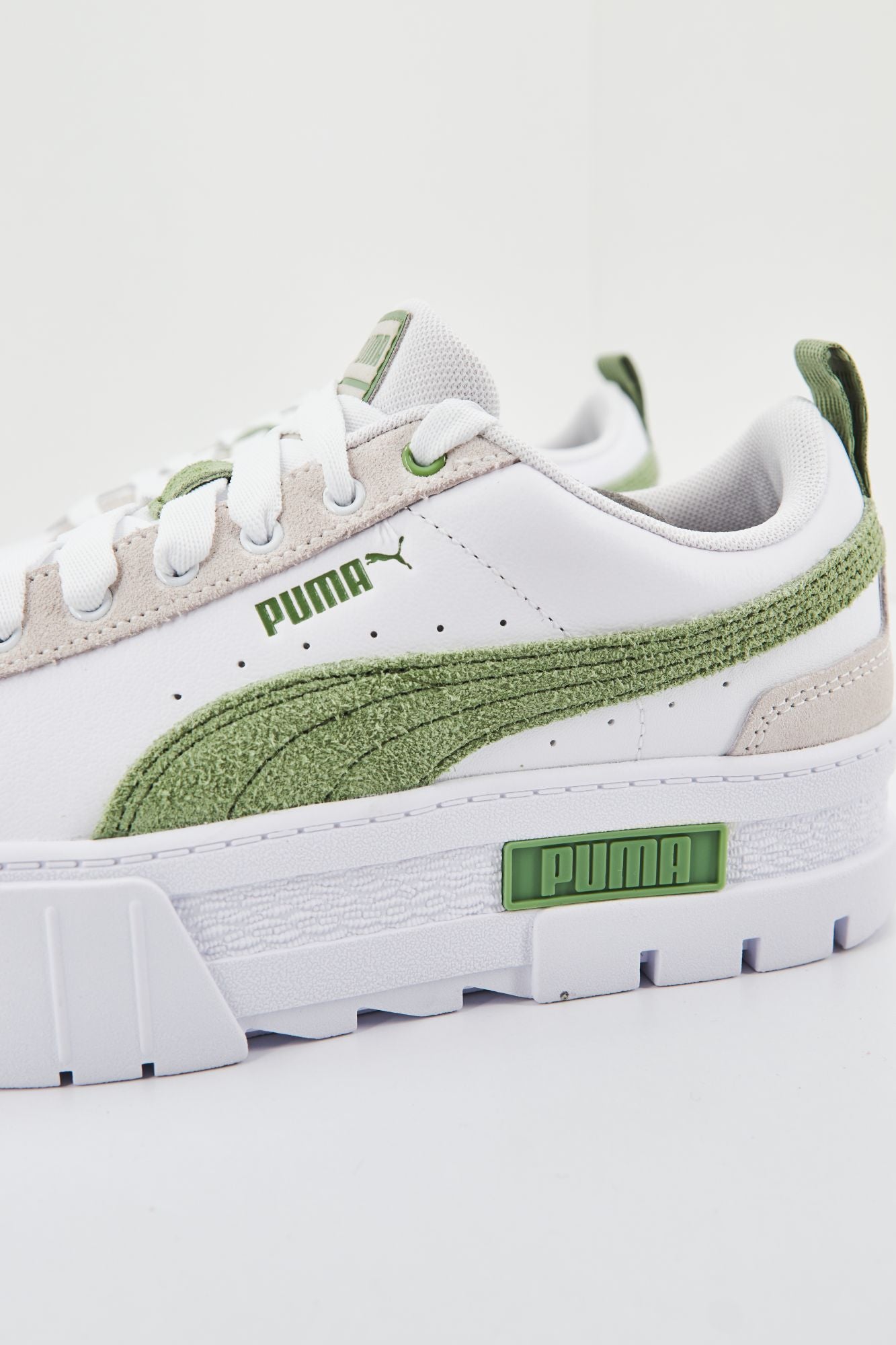 PUMA MAYZE MIX WNS en color BLANCO (2)
