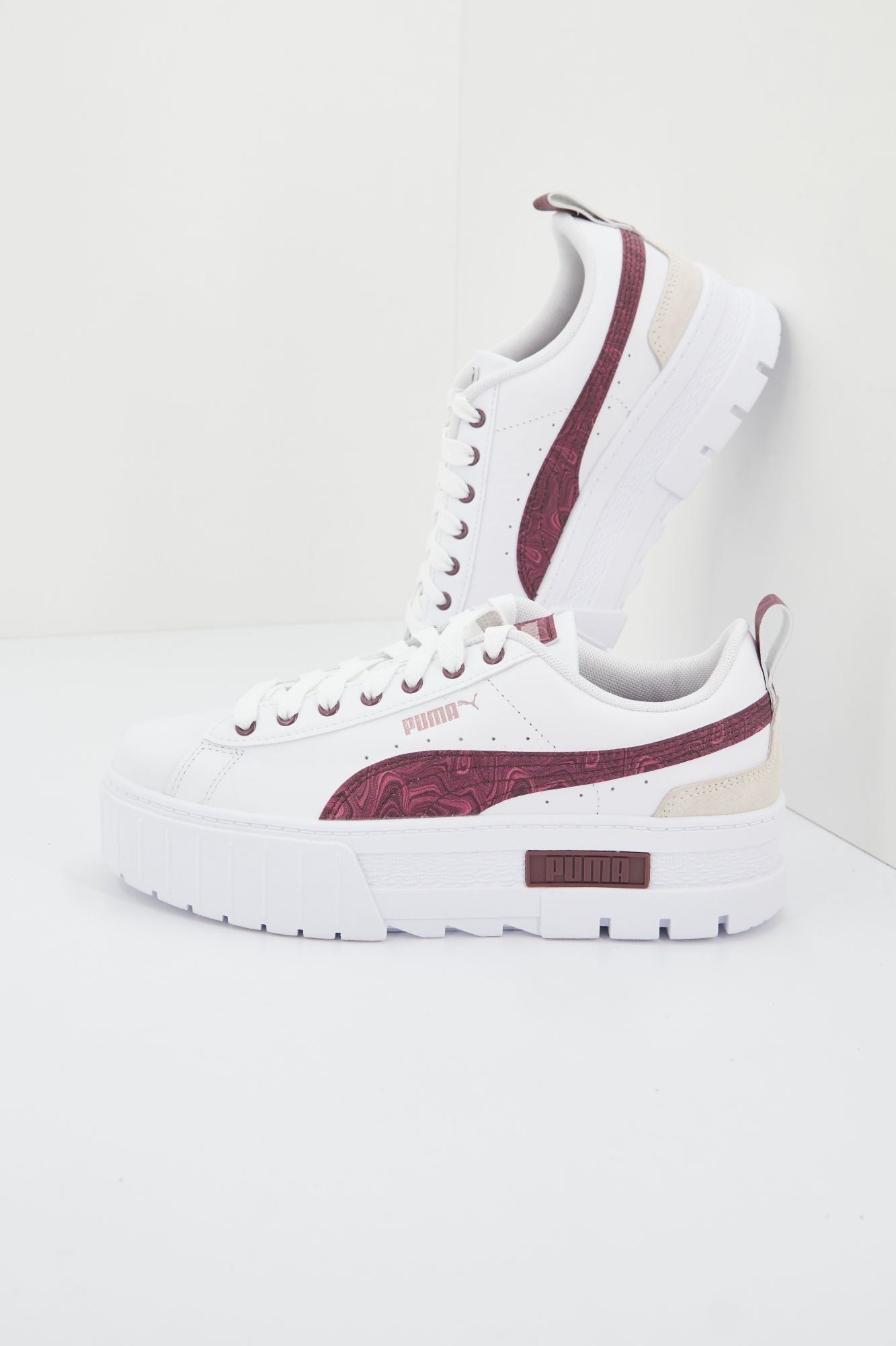 PUMA   MAYZE SWIRL WNS en color BLANCO (4)