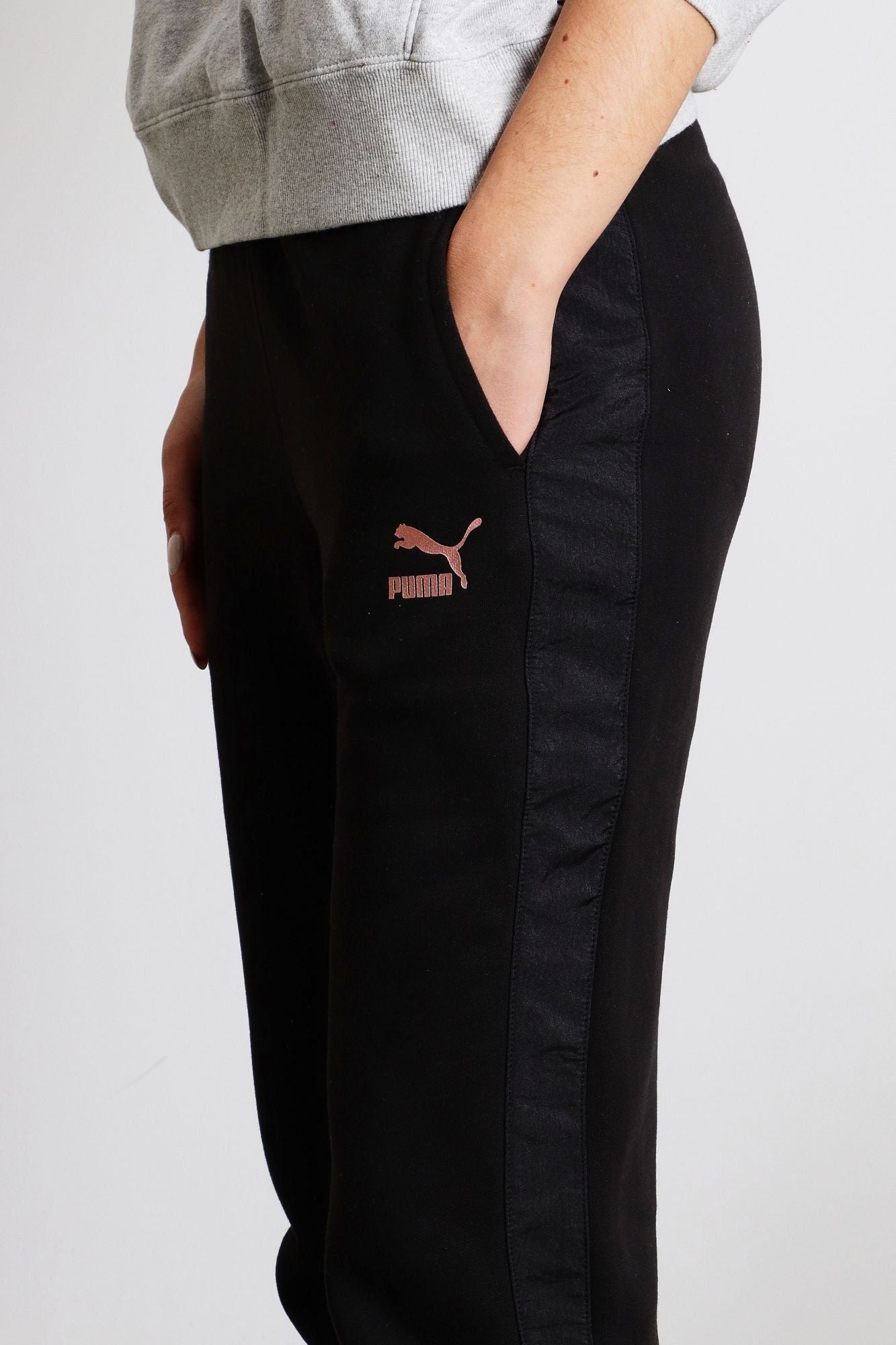 PUMA PUMA X AITANA en color NEGRO (3)