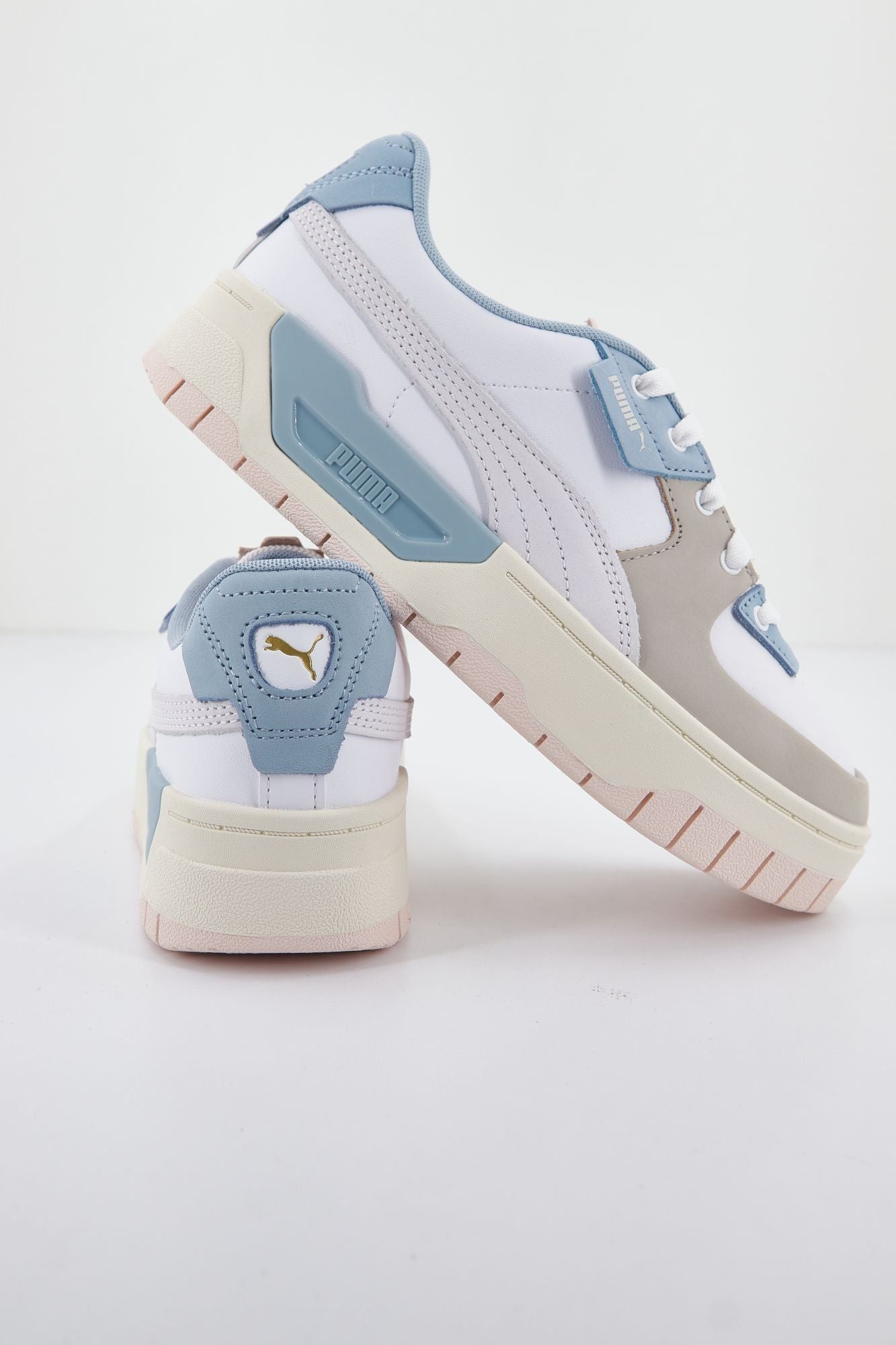 PUMA  CALI DREAM PASTEL en color BLANCO (3)