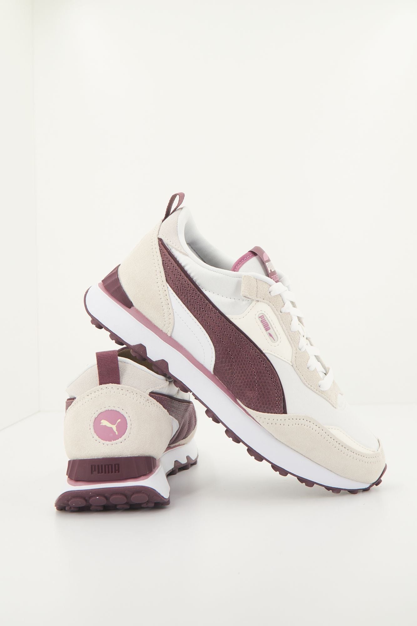 PUMA RIDER FV SOFT WNS en color ROSA (3)