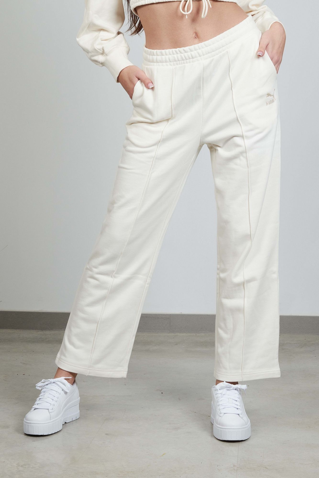 PUMA PANTALONES CLASSICS STRAIGHT SWEATPAN en color BLANCO (1)