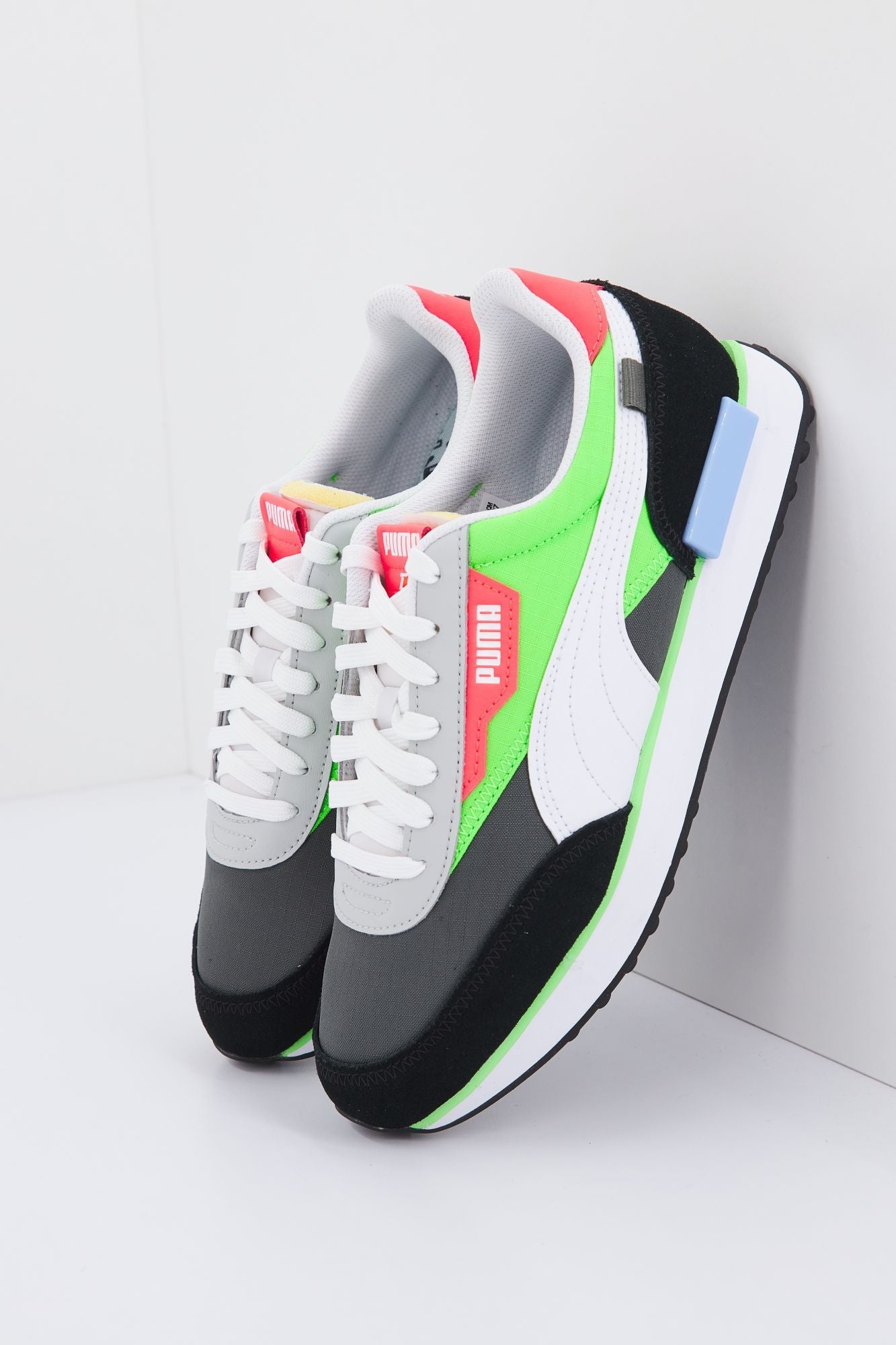 PUMA  FUTURE RIDER PLAY ON en color MULTICOLOR (1)
