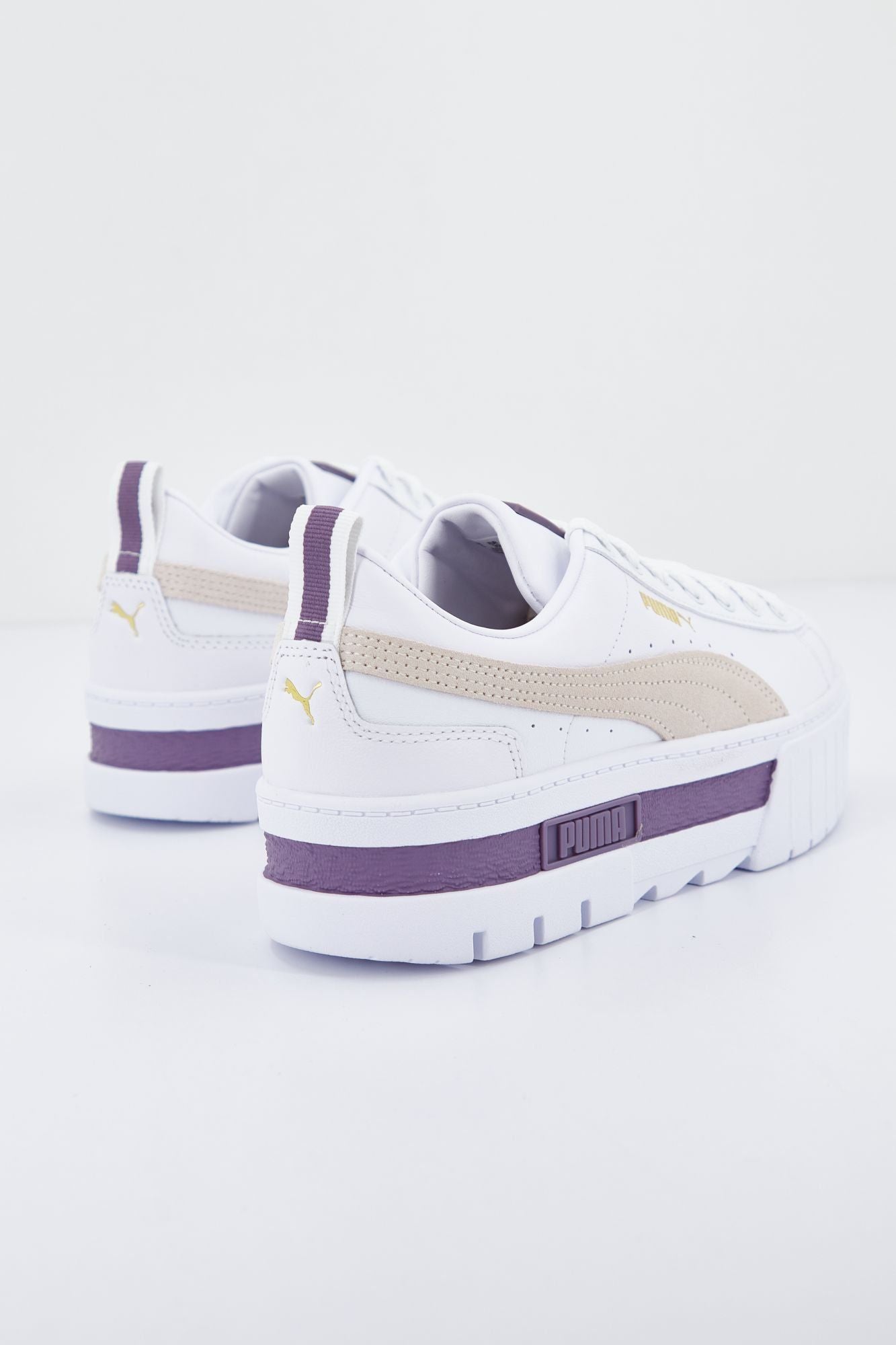 PUMA  MAYZE LTH WN'S en color BLANCO (3)